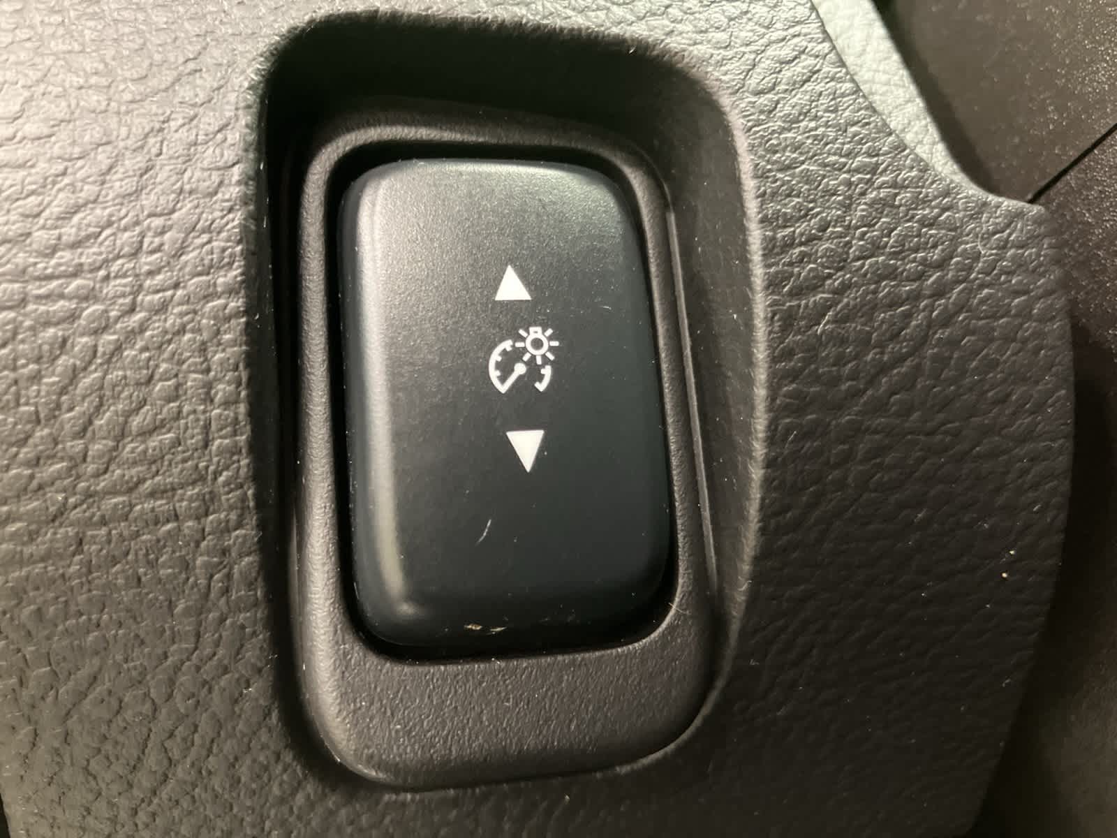 Thumbnail: 2019 Ford Taurus - 18