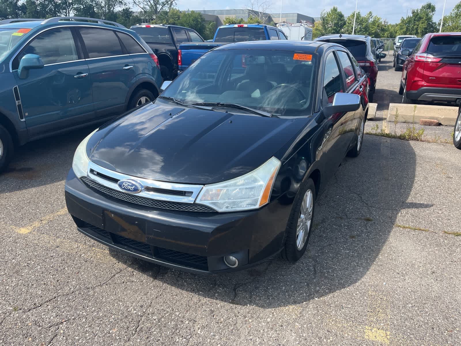 Thumbnail: 2011 Ford Focus - 3