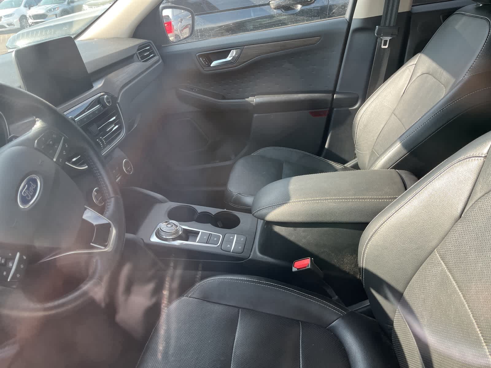 Thumbnail: 2020 Ford Escape - 26