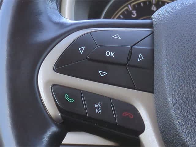 Thumbnail: 2015 Jeep Cherokee - 21