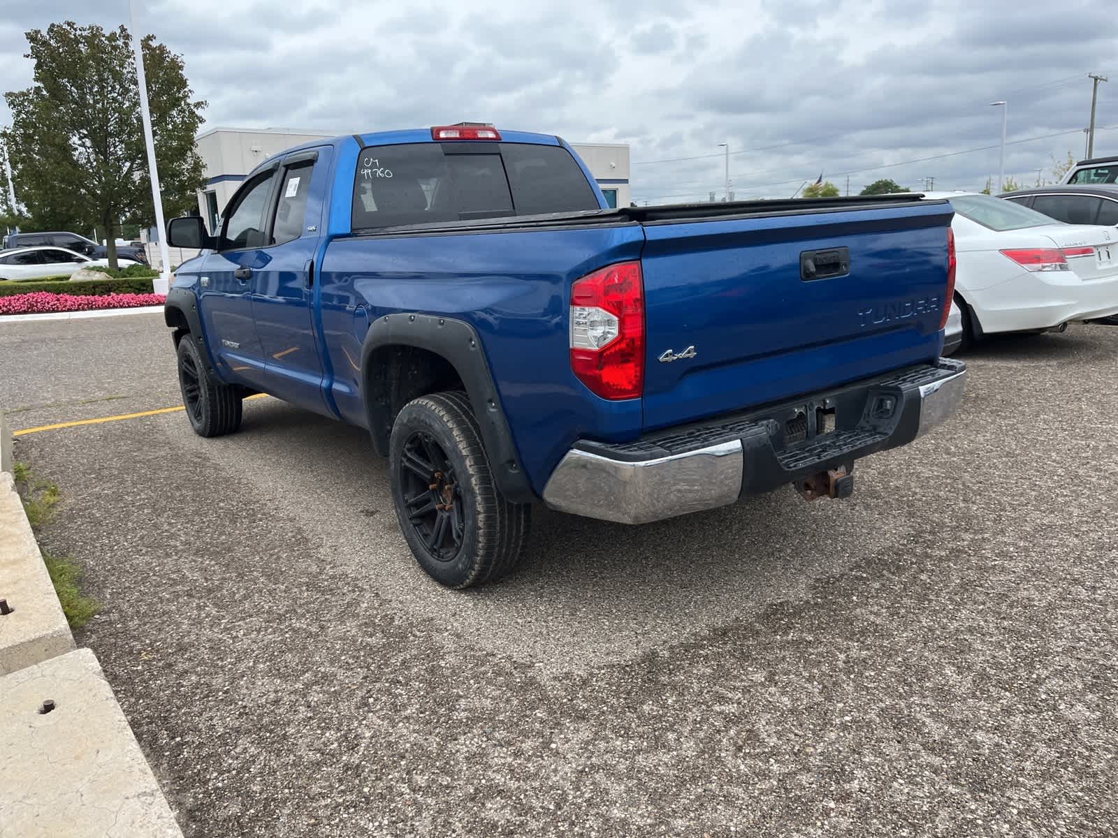 Thumbnail: 2016 Toyota Tundra - 9