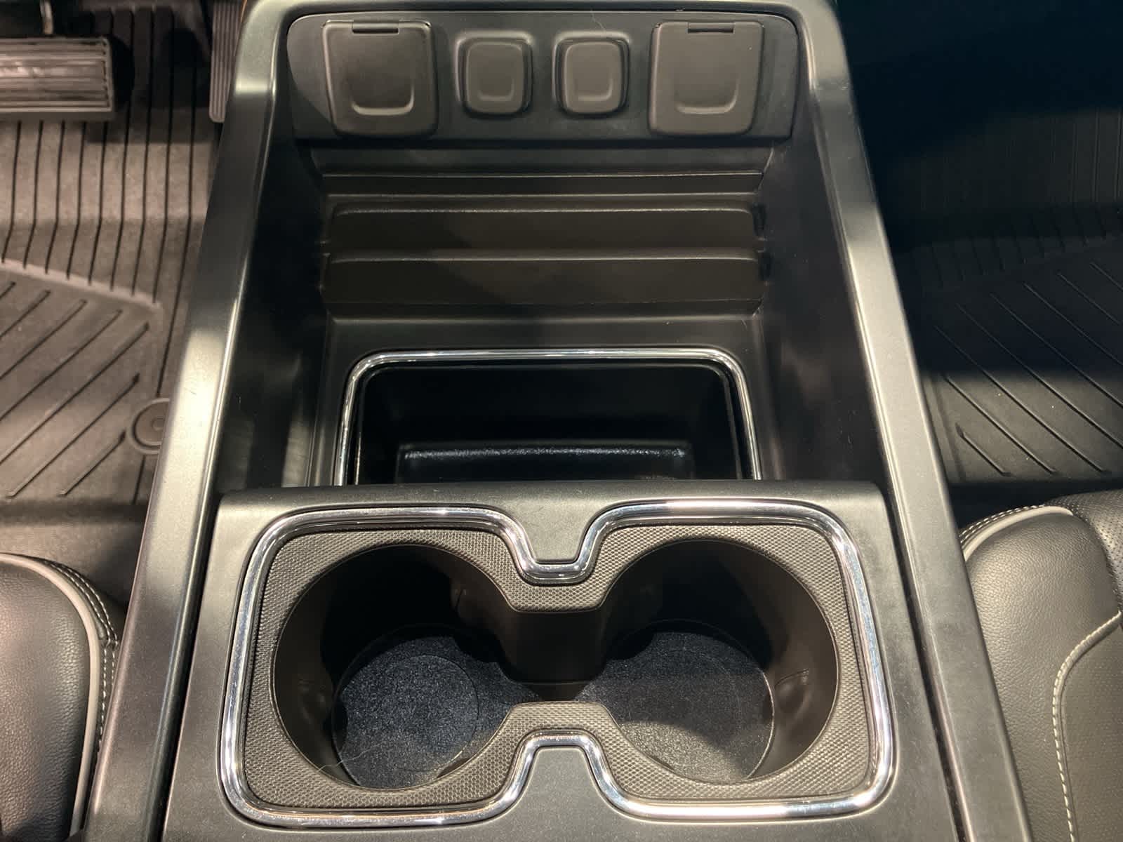 Thumbnail: 2018 Chevrolet Silverado 2500 - 19