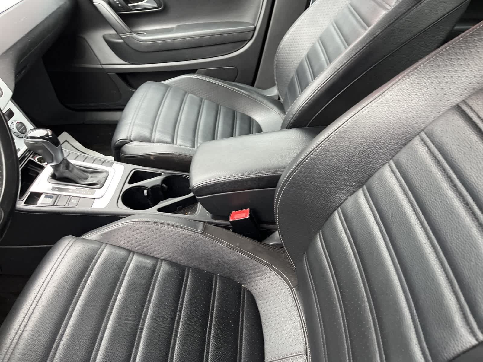 Thumbnail: 2013 Volkswagen CC - 23