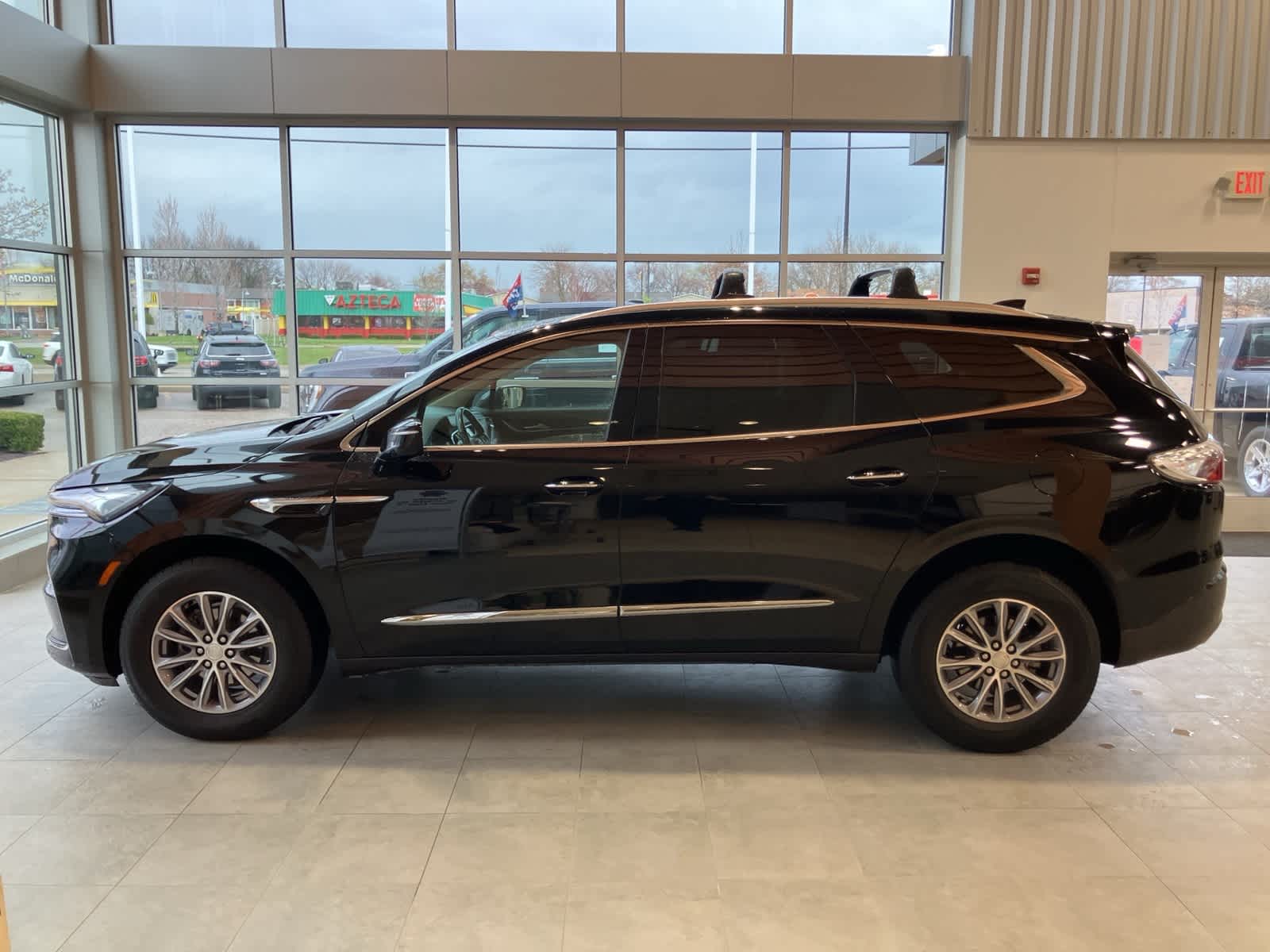 Thumbnail: 2022 Buick Enclave - 7