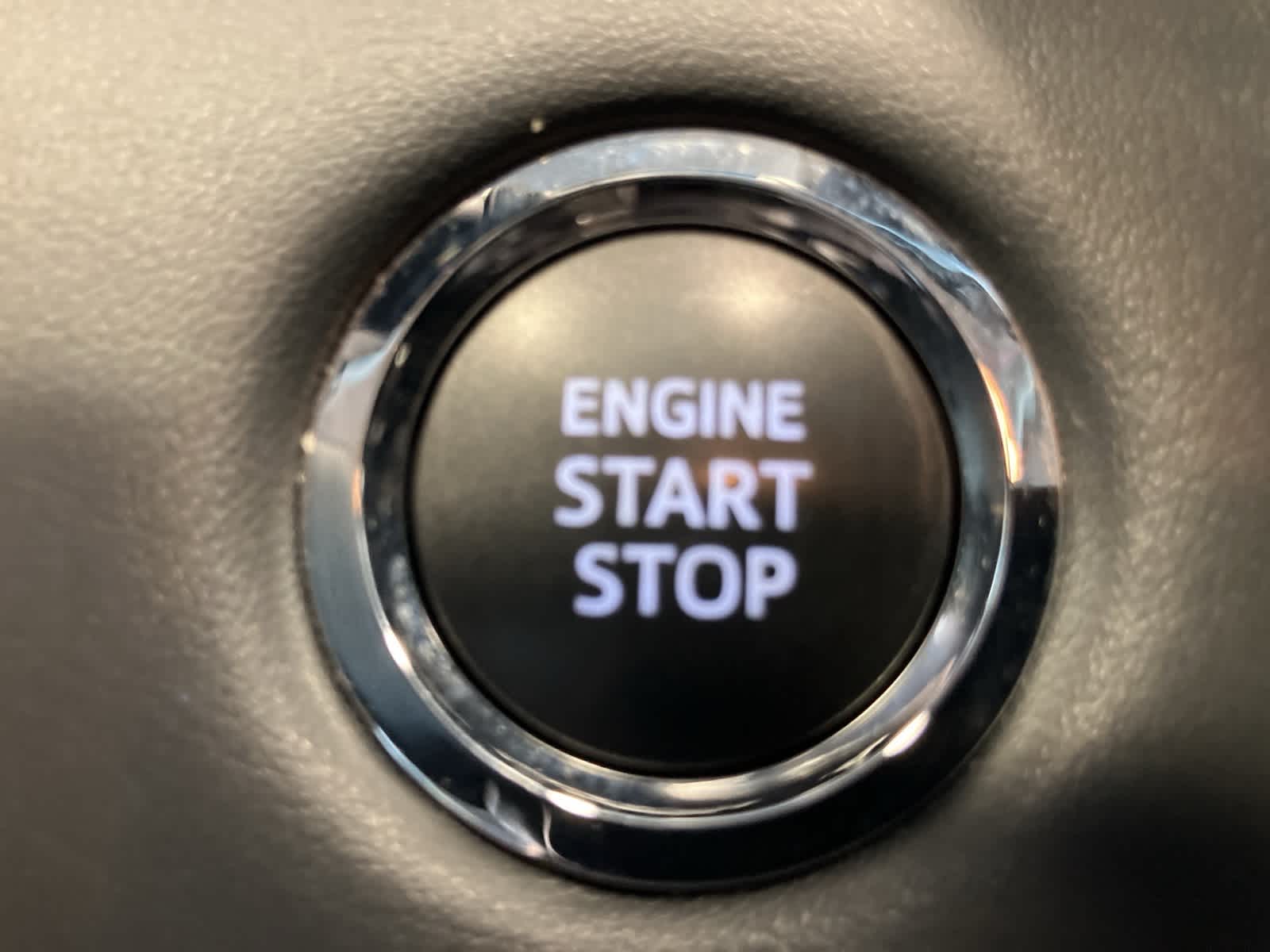 Thumbnail: 2023 Toyota Highlander - 21