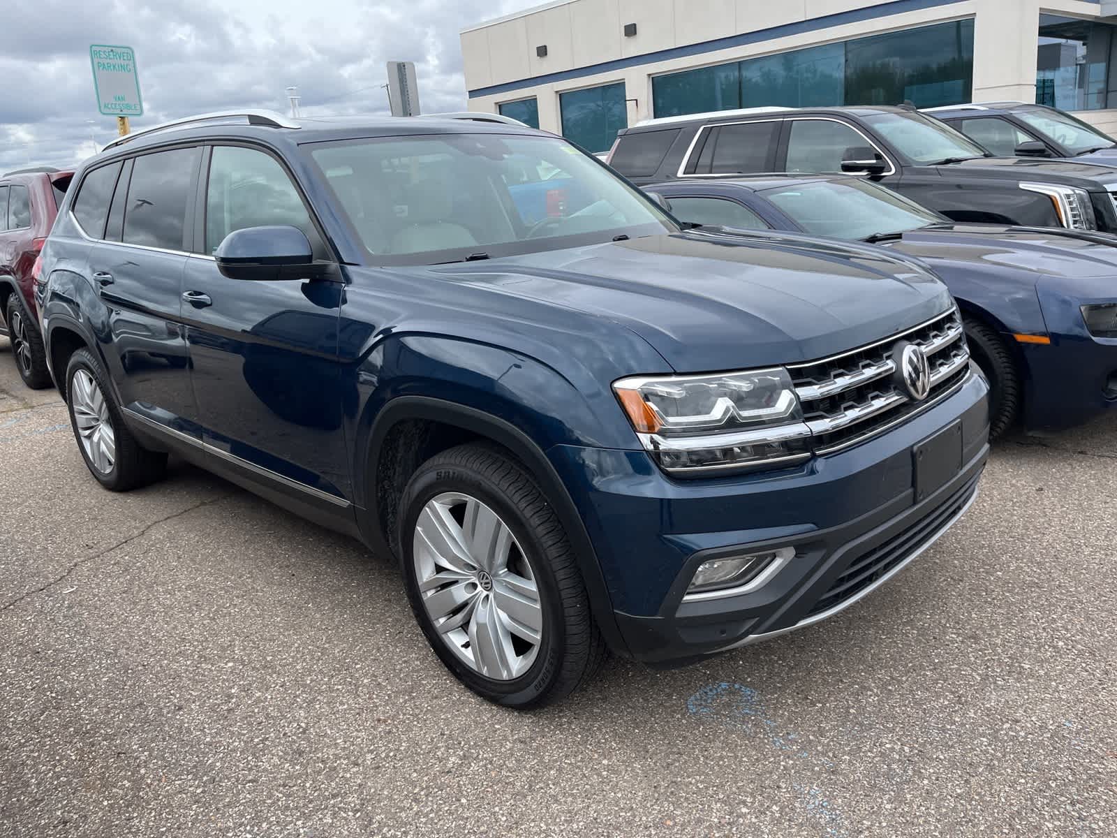 Thumbnail: 2019 Volkswagen Atlas - 17
