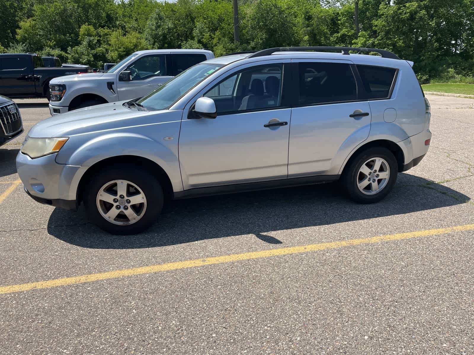 Thumbnail: 2007 Mitsubishi Outlander - 4