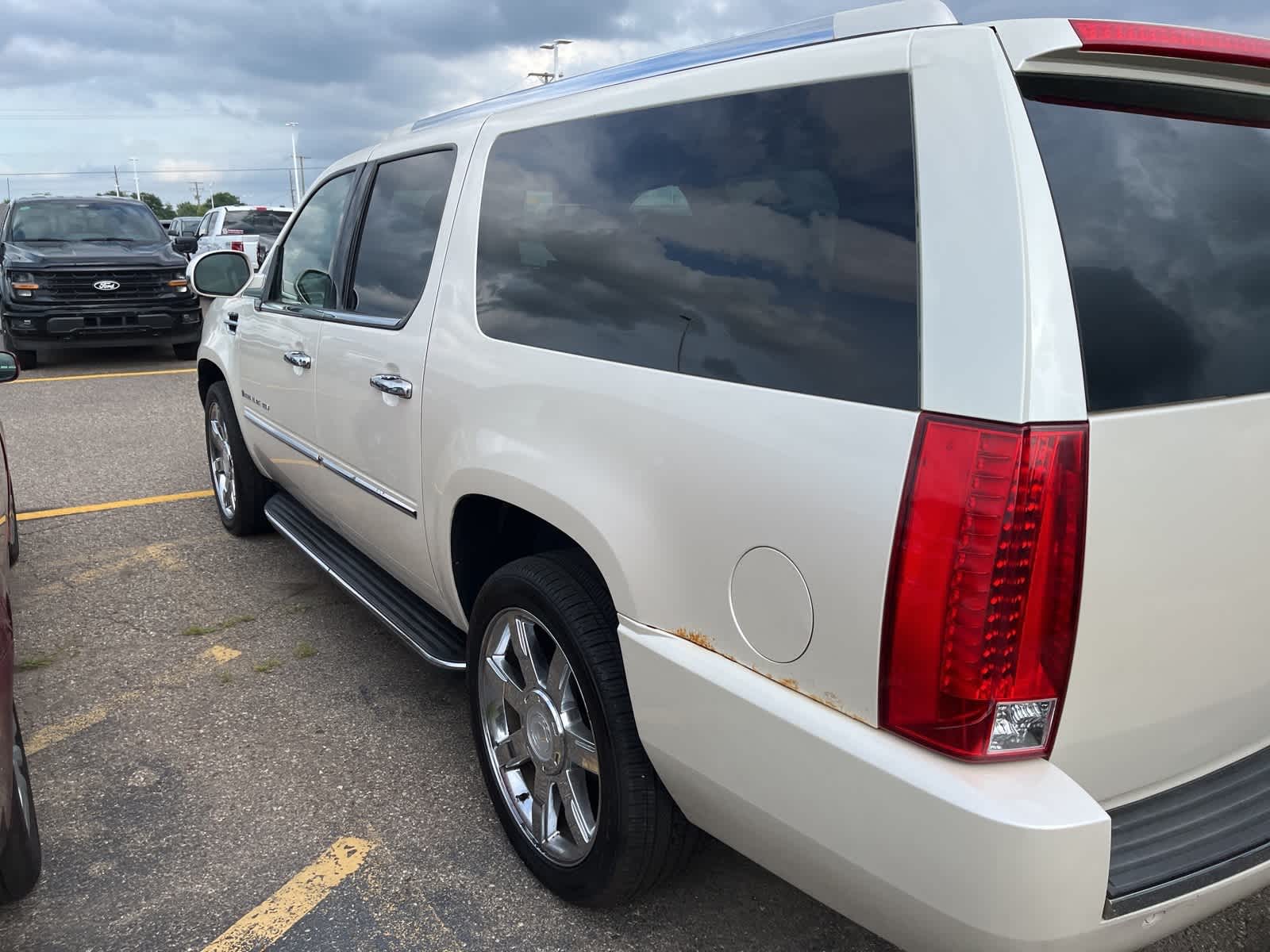Thumbnail: 2008 Cadillac Escalade - 11