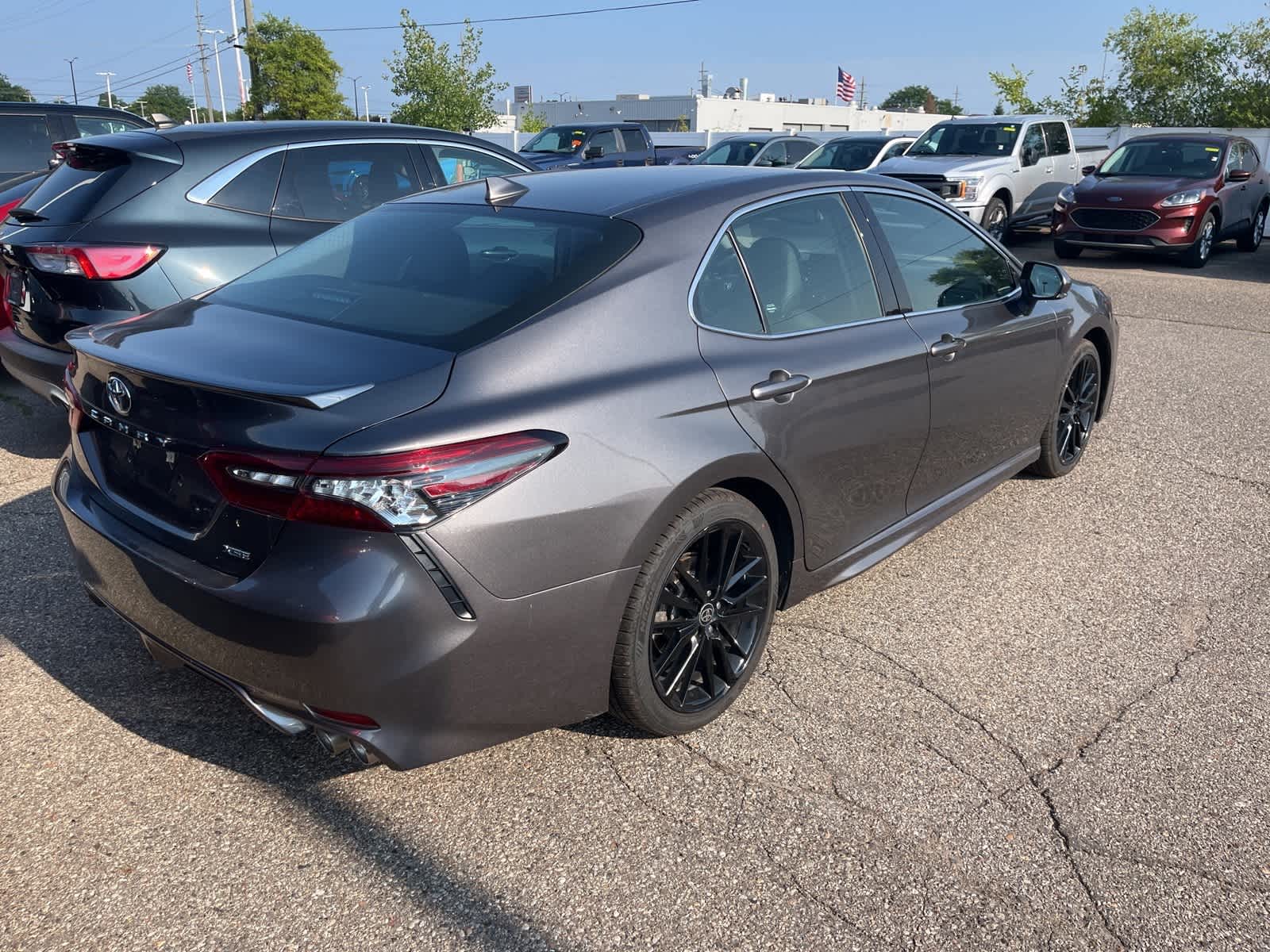 Thumbnail: 2024 Toyota Camry - 12