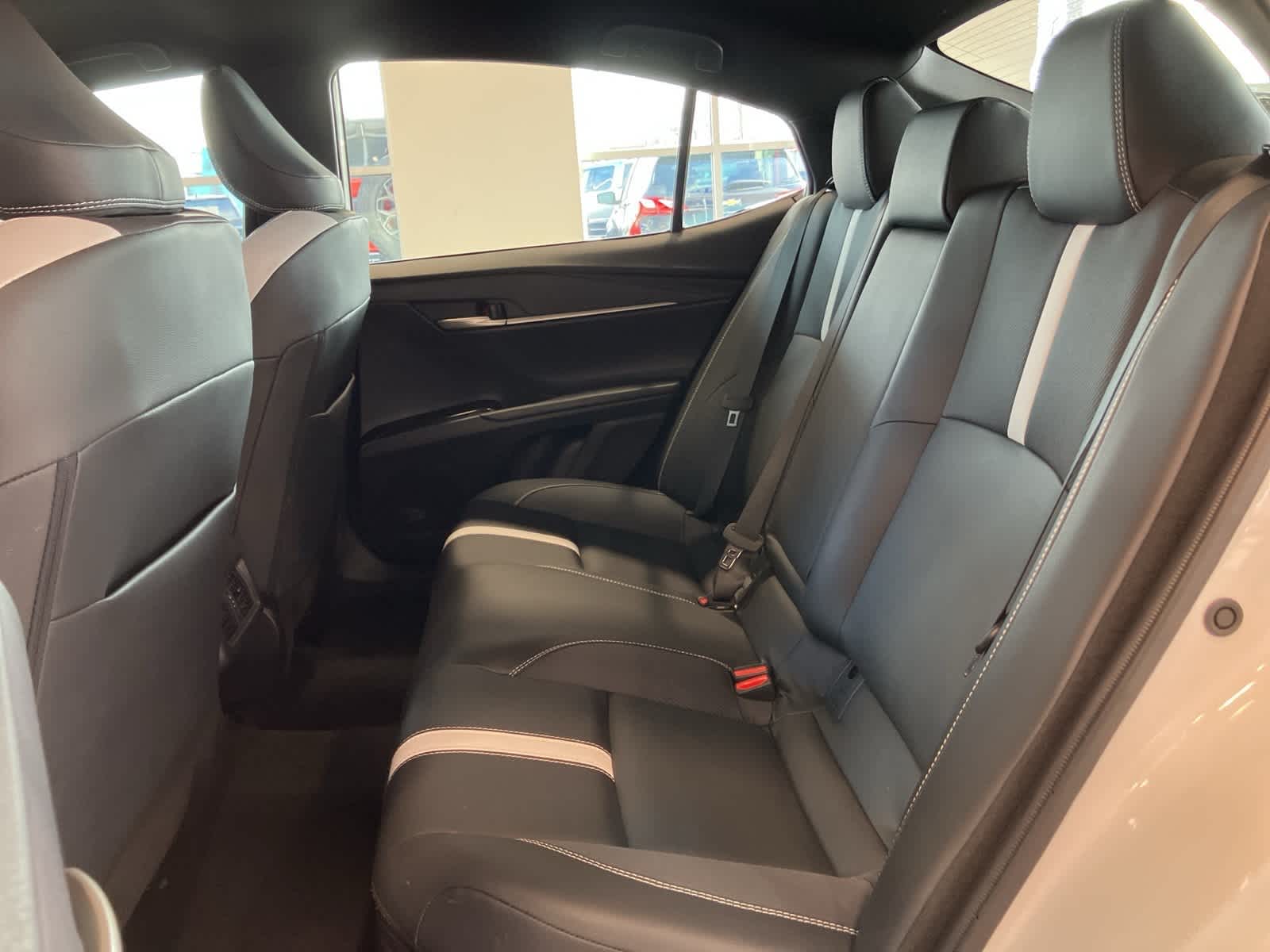 Thumbnail: 2025 Toyota Camry - 25