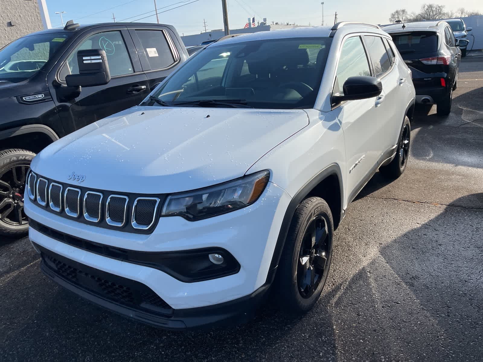 Thumbnail: 2022 Jeep Compass - 4