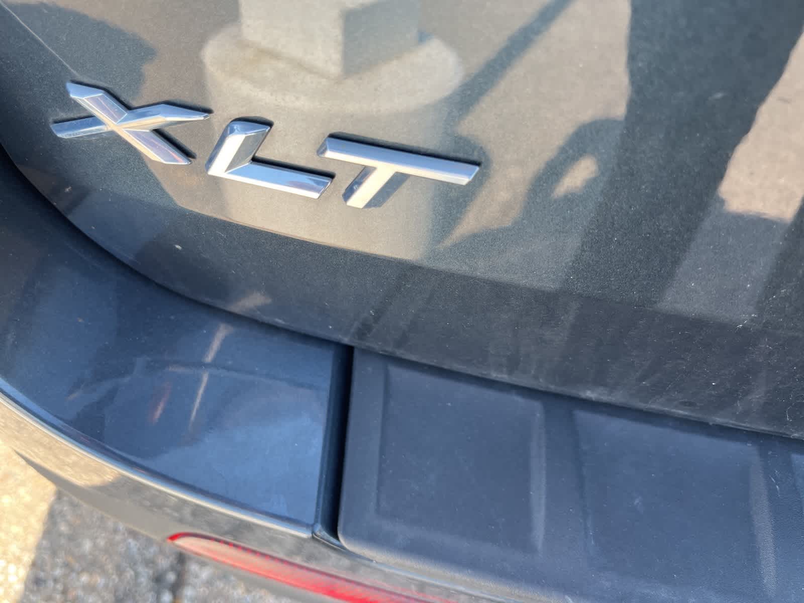 Thumbnail: 2022 Ford Explorer - 12