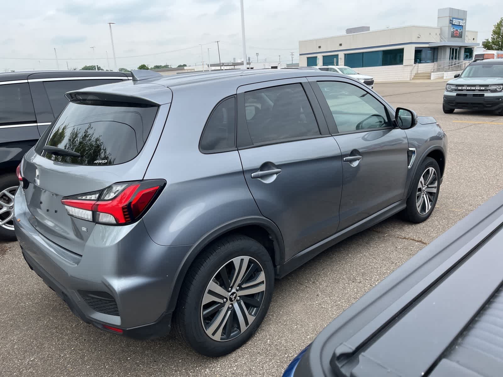 Thumbnail: 2024 Mitsubishi Outlander Sport - 15