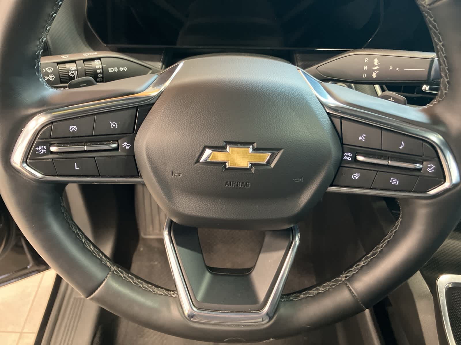 Thumbnail: 2025 Chevrolet Equinox - 15