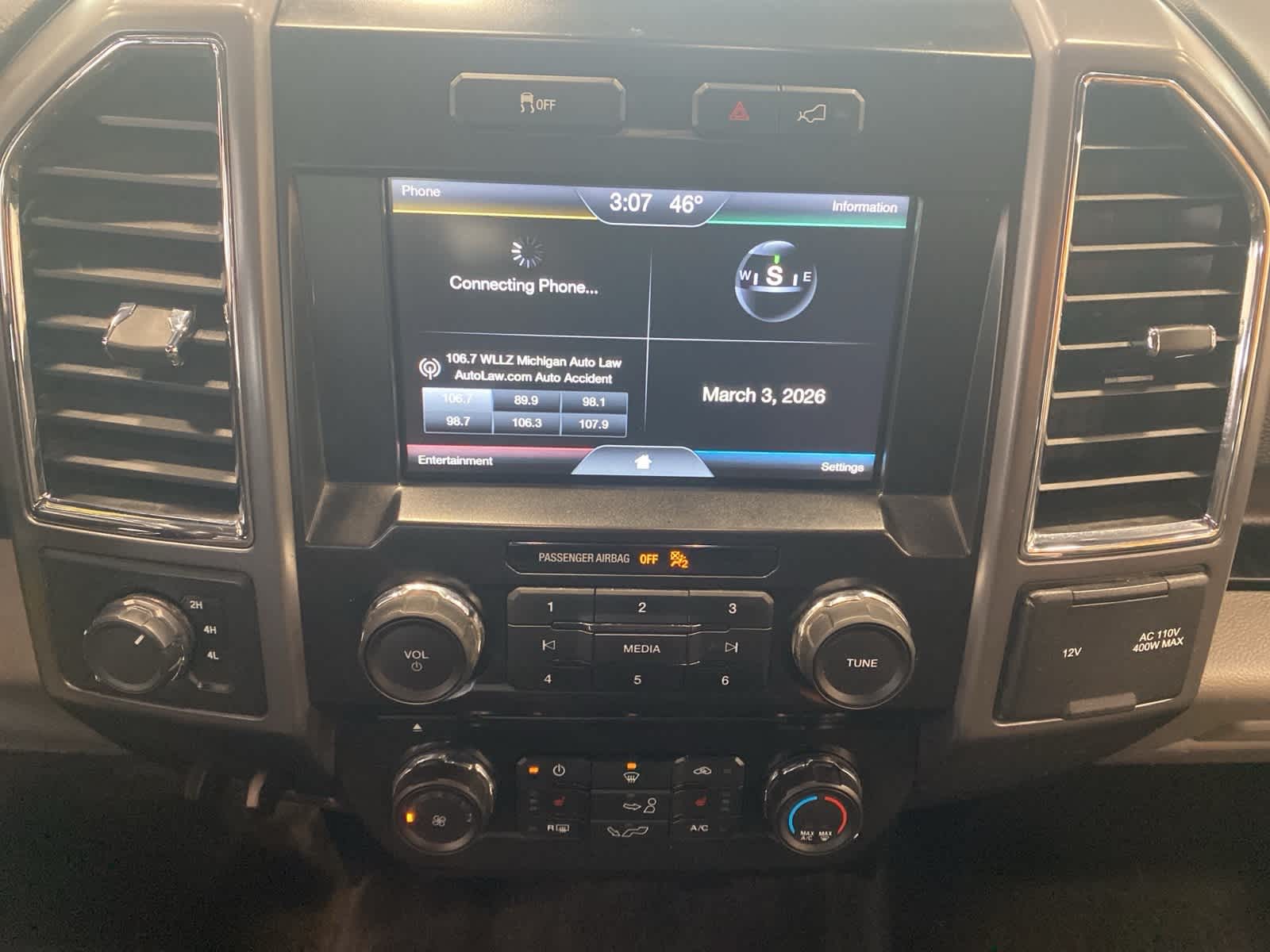 Thumbnail: 2015 Ford F-150 - 13