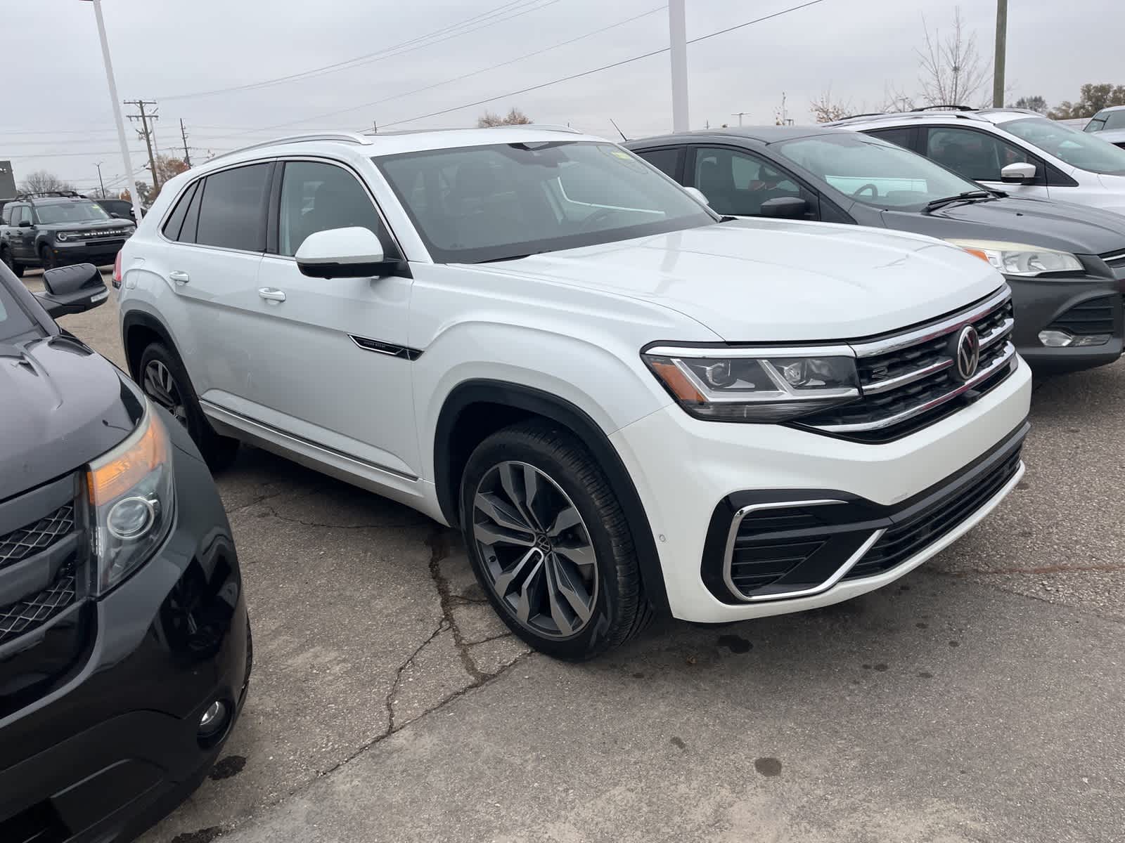 Thumbnail: 2023 Volkswagen Atlas - 21