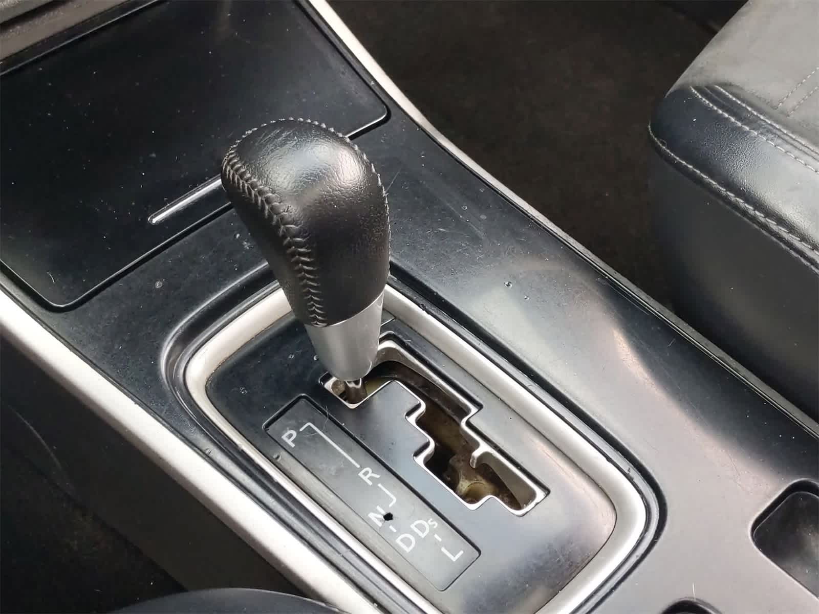 2019 Mitsubishi Outlander LE 31