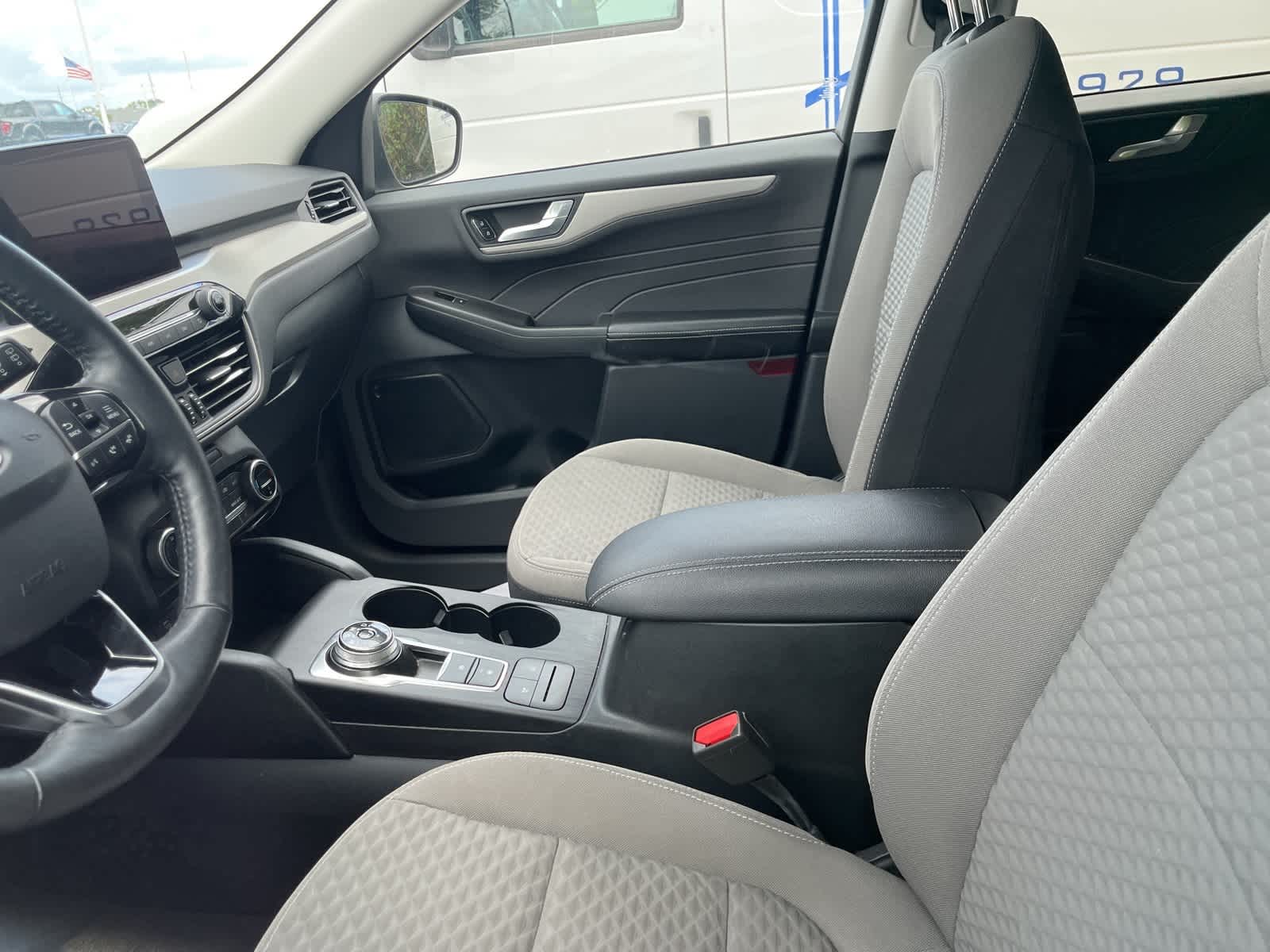 Thumbnail: 2021 Ford Escape - 23