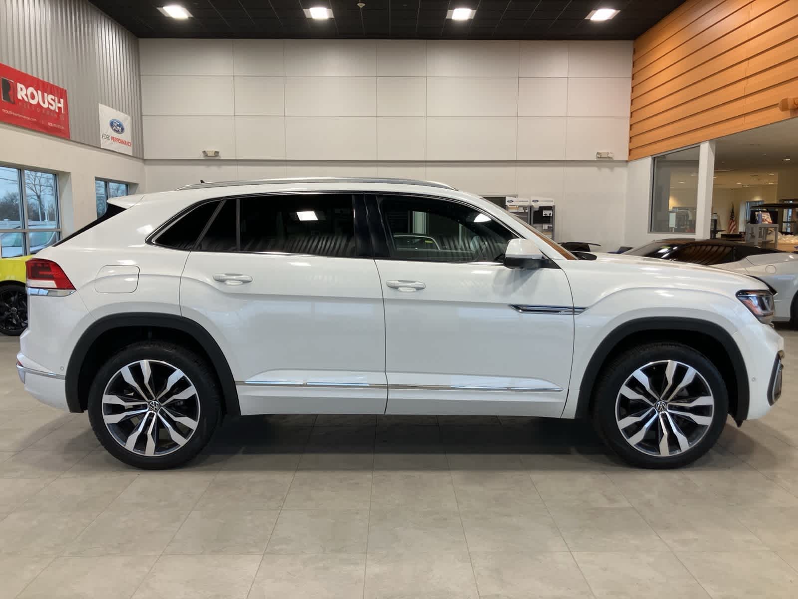 Thumbnail: 2023 Volkswagen Atlas - 4