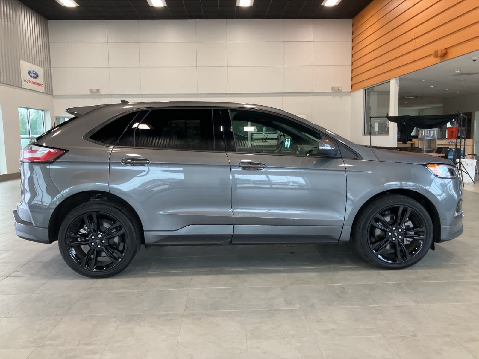 Thumbnail: 2024 Ford Edge - 4