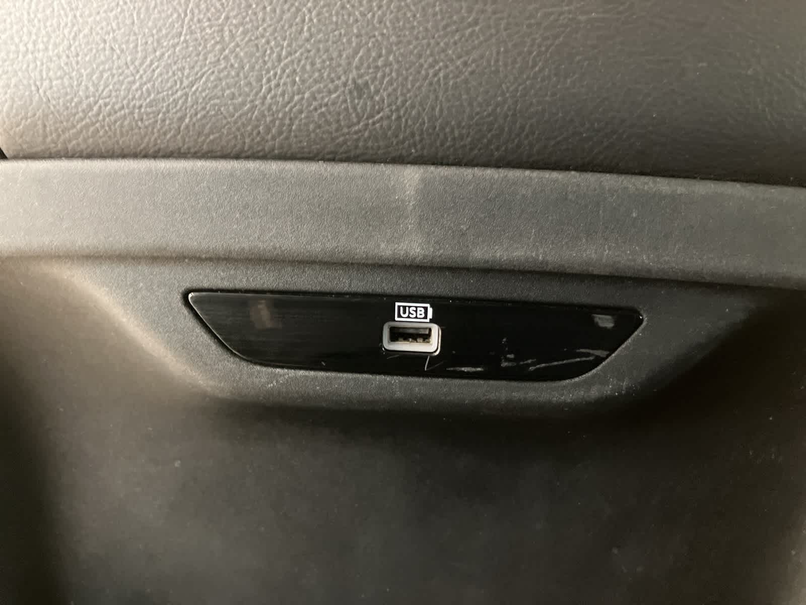 Thumbnail: 2018 Chrysler Pacifica - 26