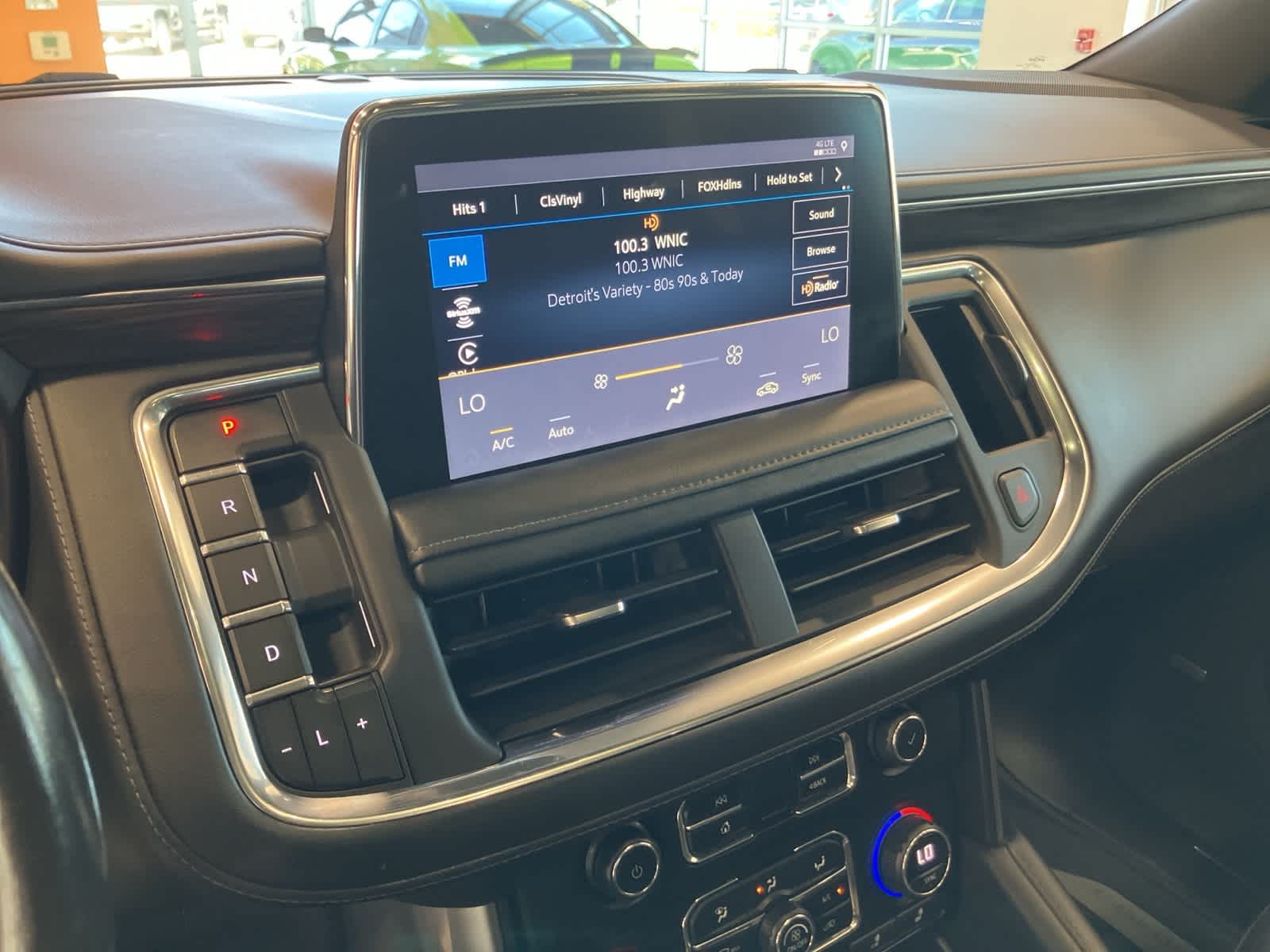 Thumbnail: 2021 Chevrolet Tahoe - 21