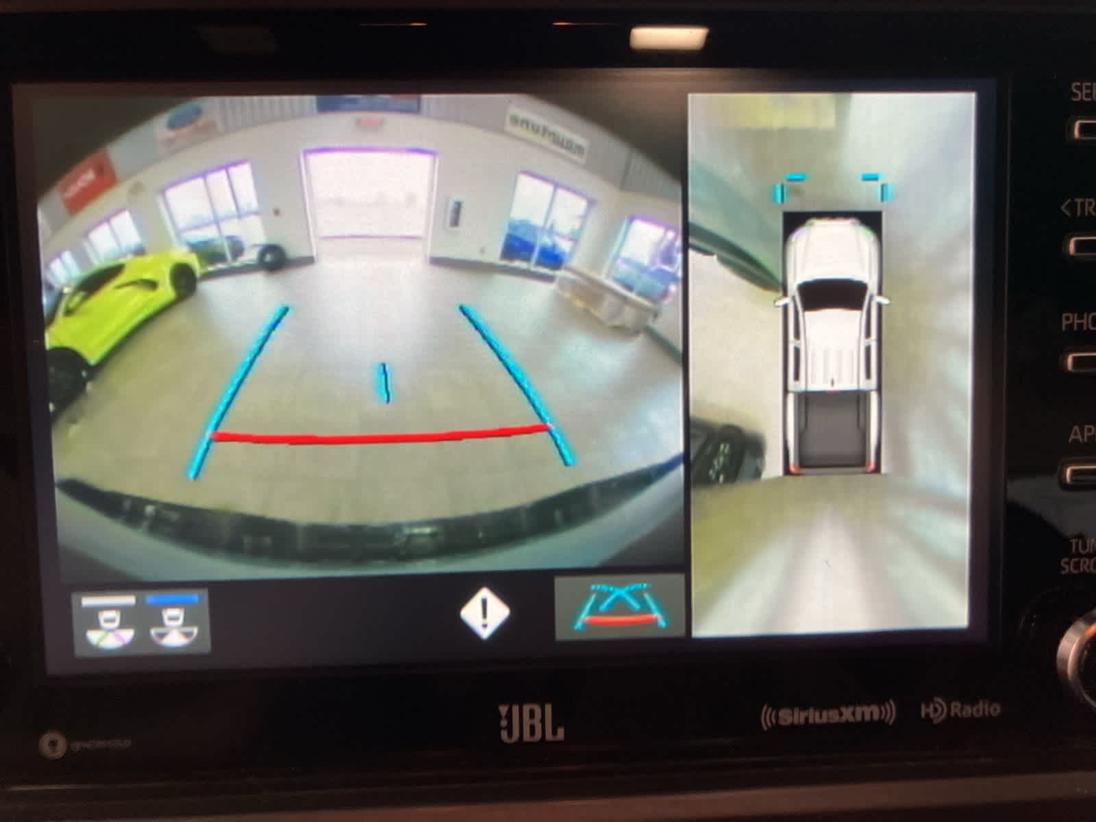 Thumbnail: 2021 Toyota Tacoma - 23