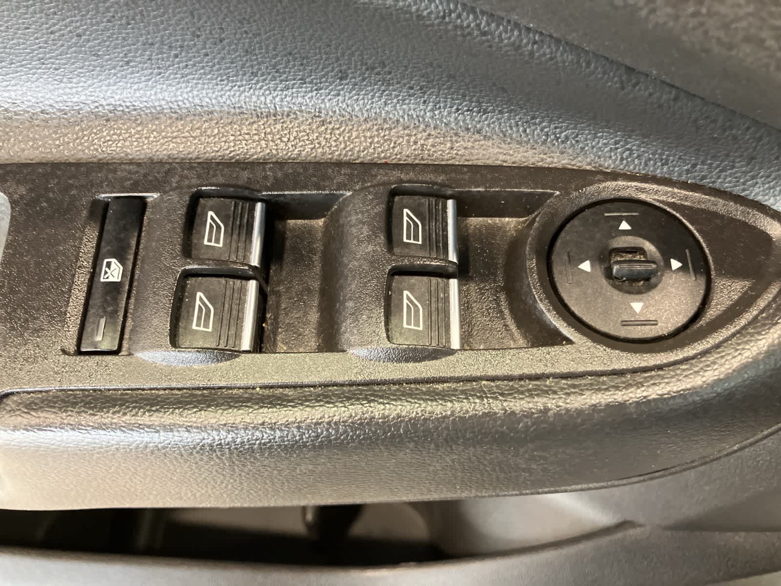 Thumbnail: 2019 Ford Escape - 13