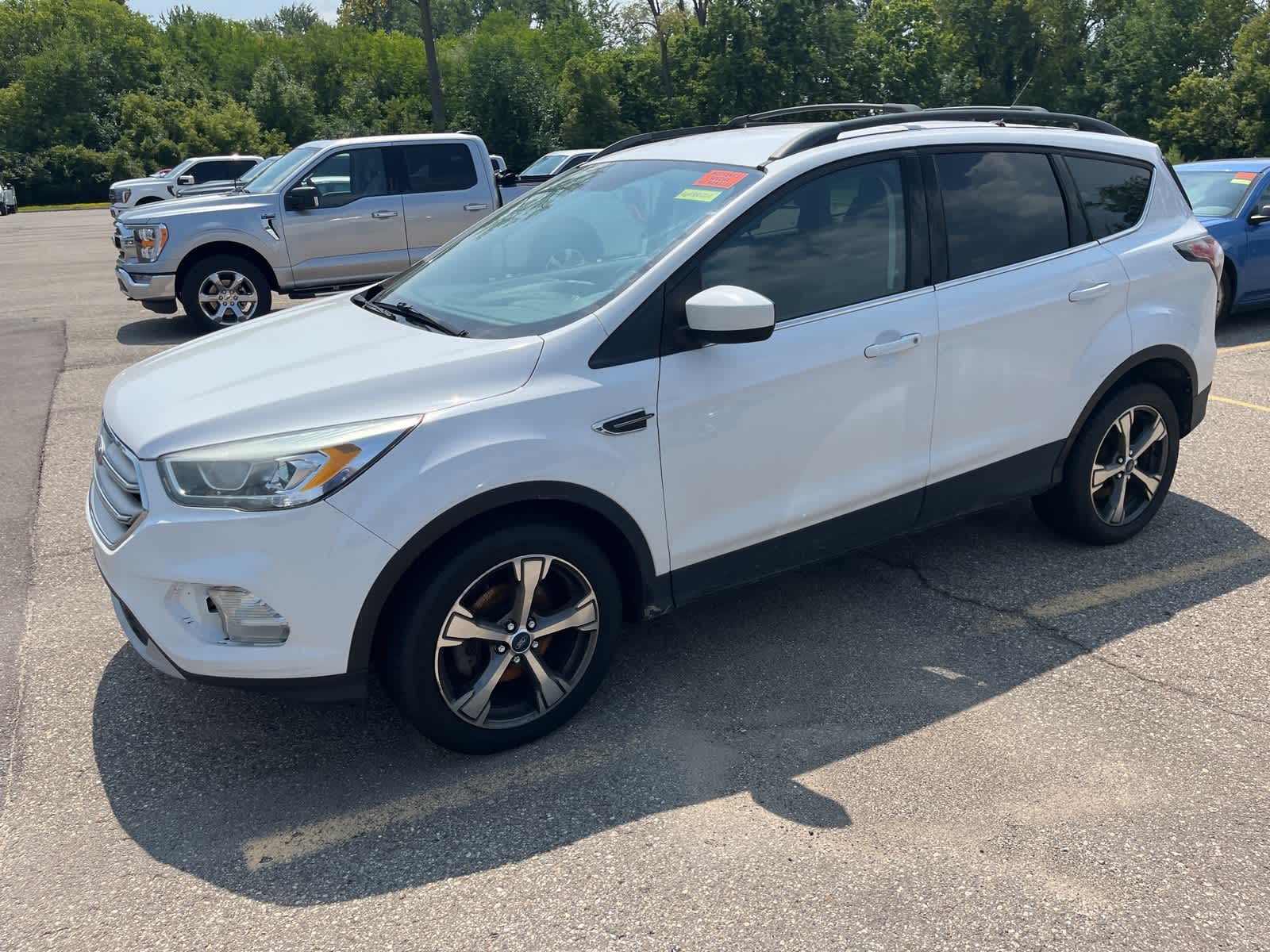 Thumbnail: 2017 Ford Escape - 5