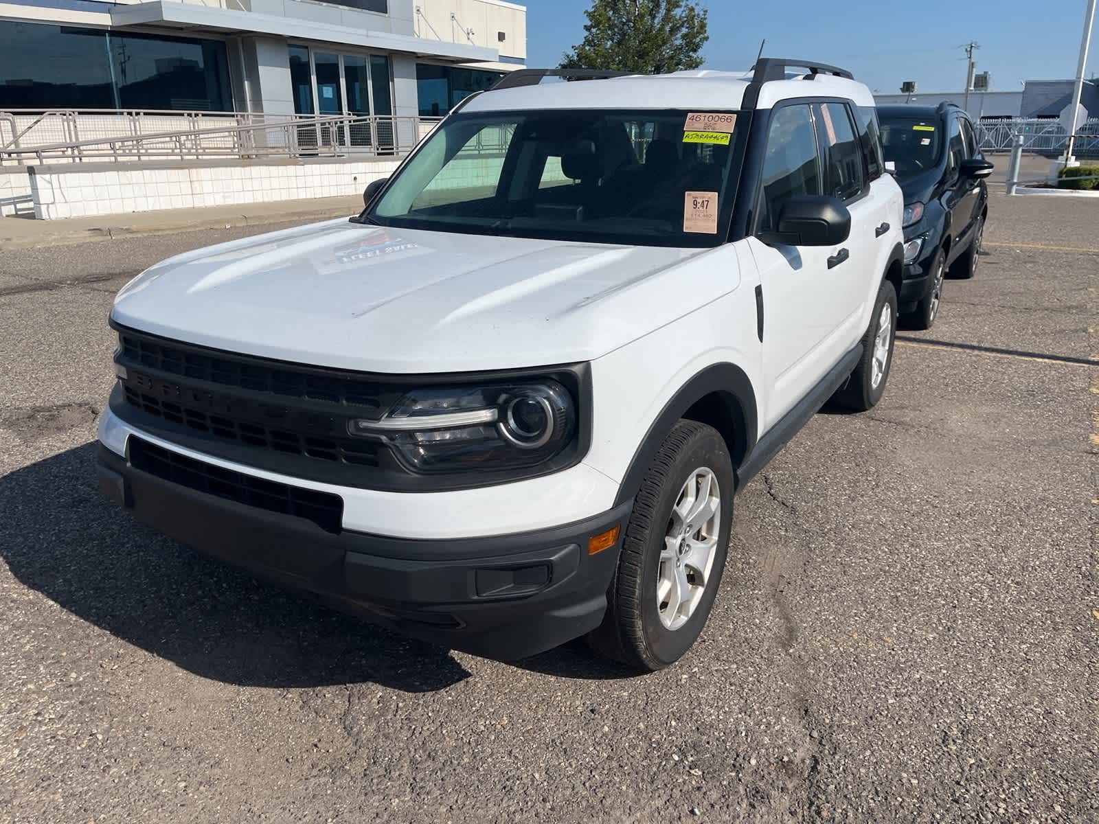 Thumbnail: 2021 Ford Bronco Sport - 3