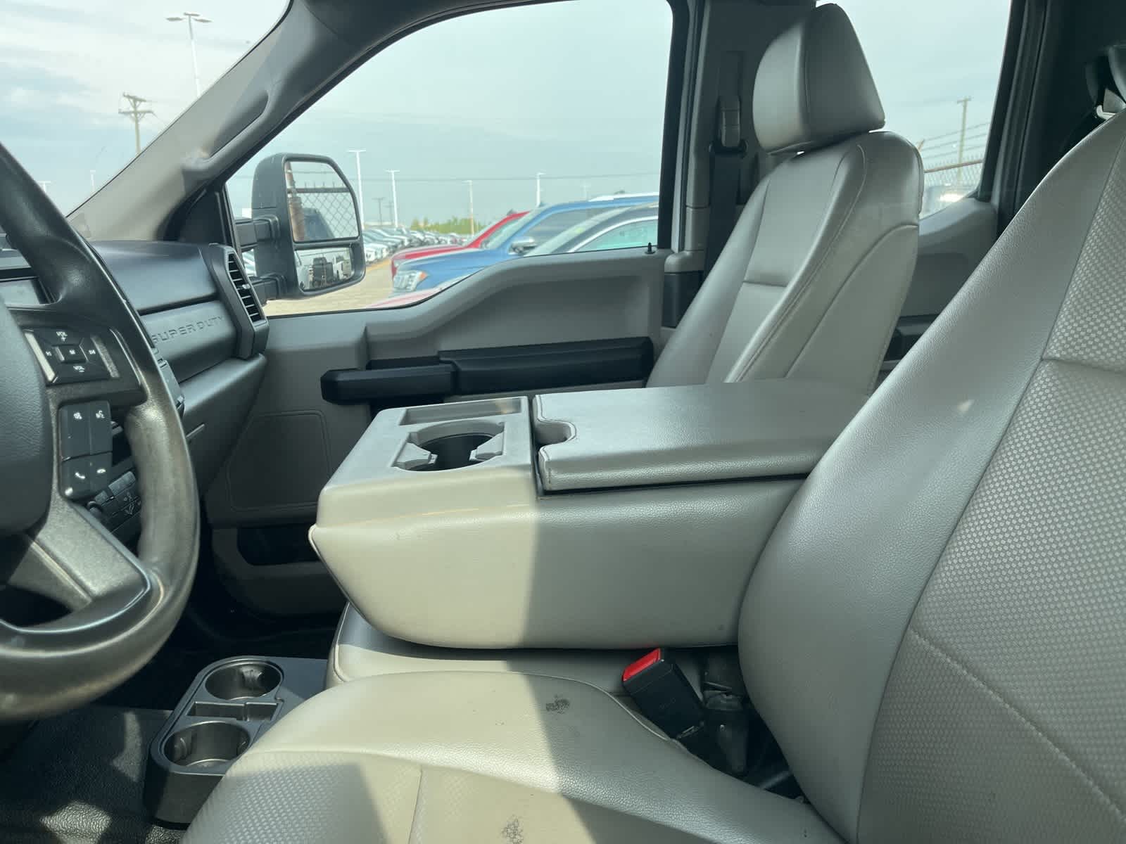 Thumbnail: 2020 Ford Econoline - 25