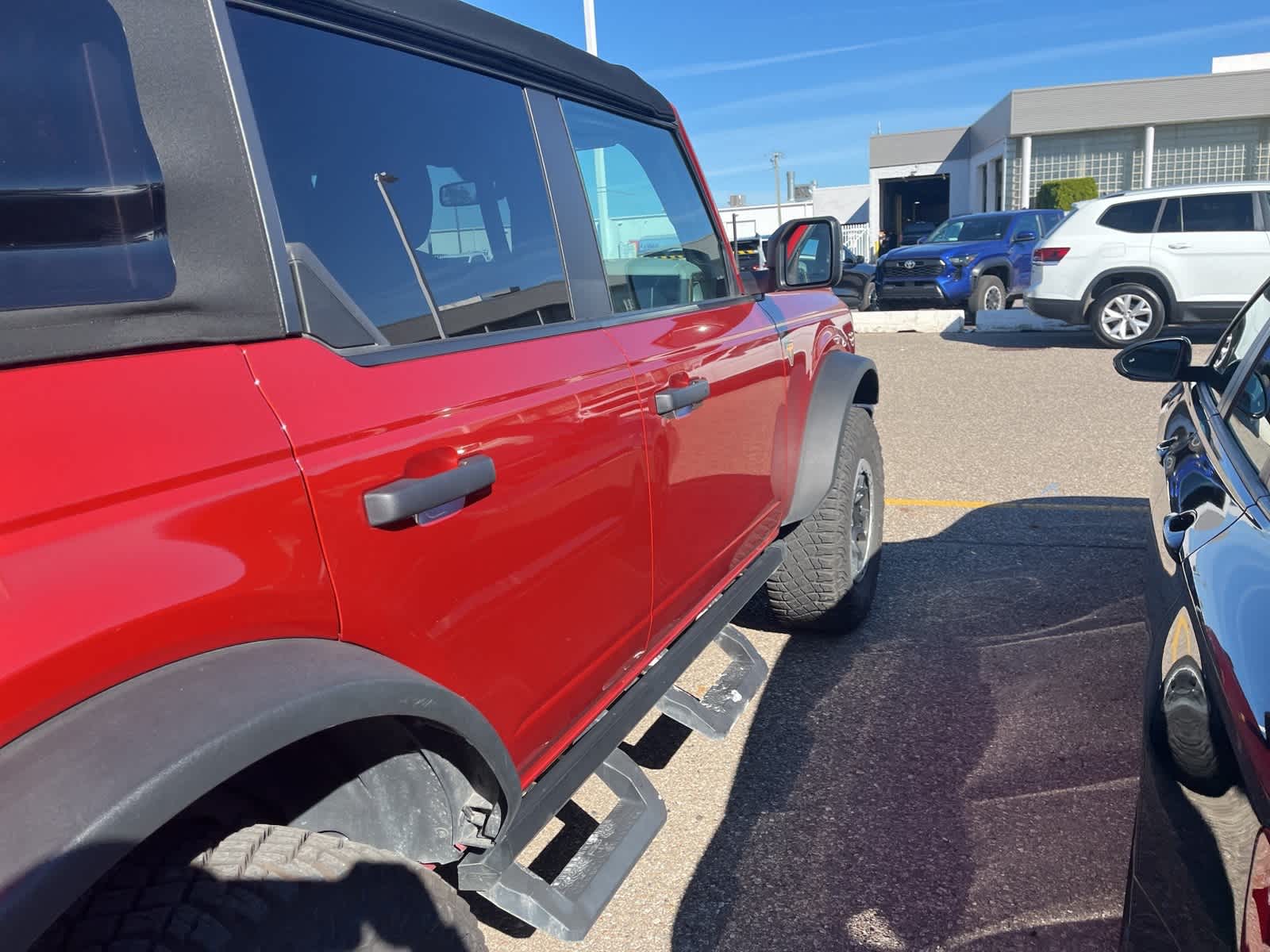 Thumbnail: 2022 Ford Bronco - 15