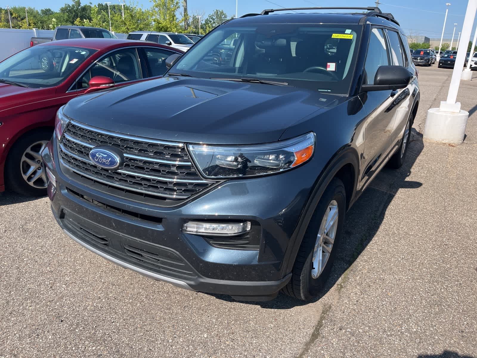 Thumbnail: 2022 Ford Explorer - 3