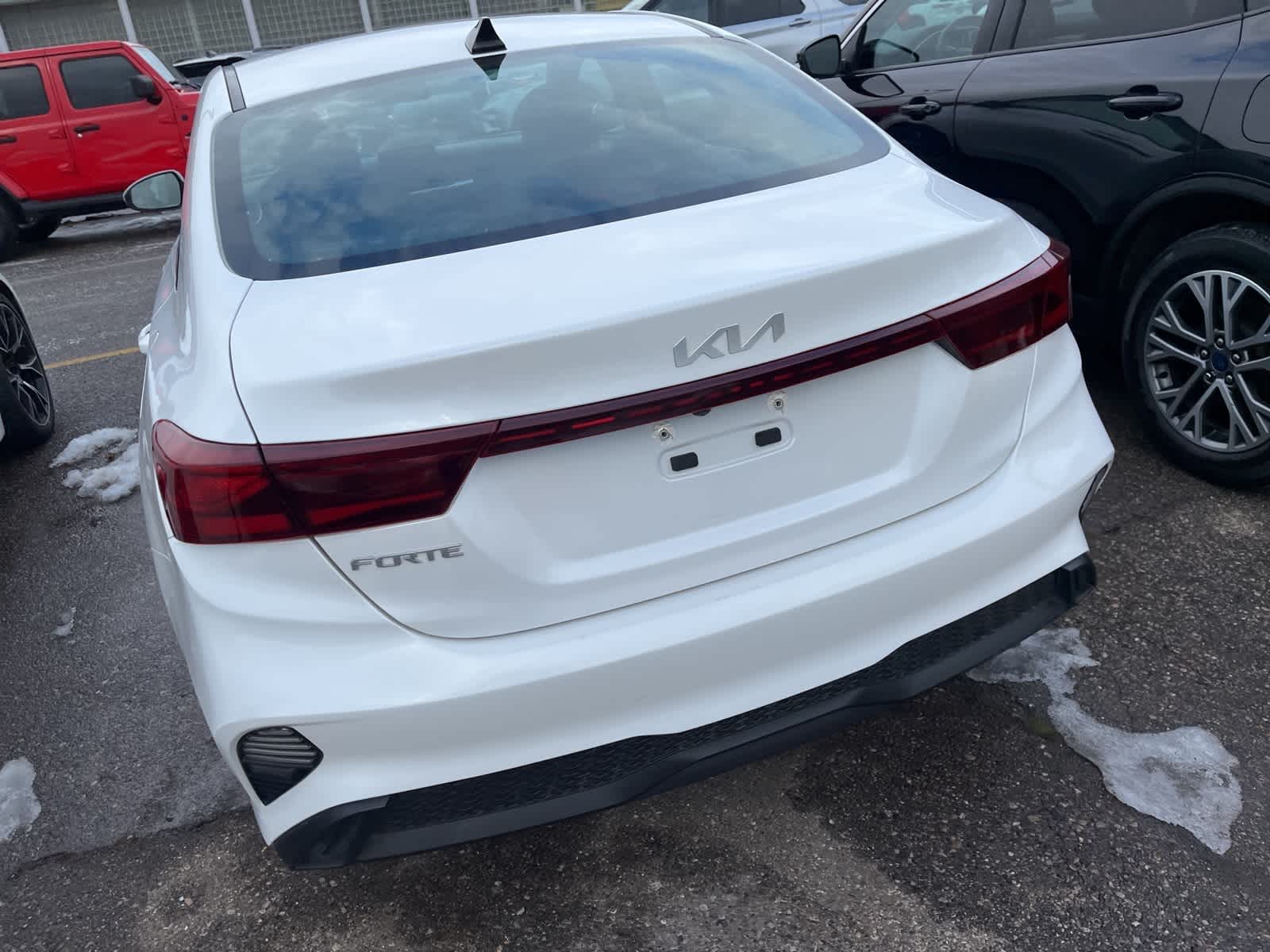 Thumbnail: 2024 Kia Forte - 11