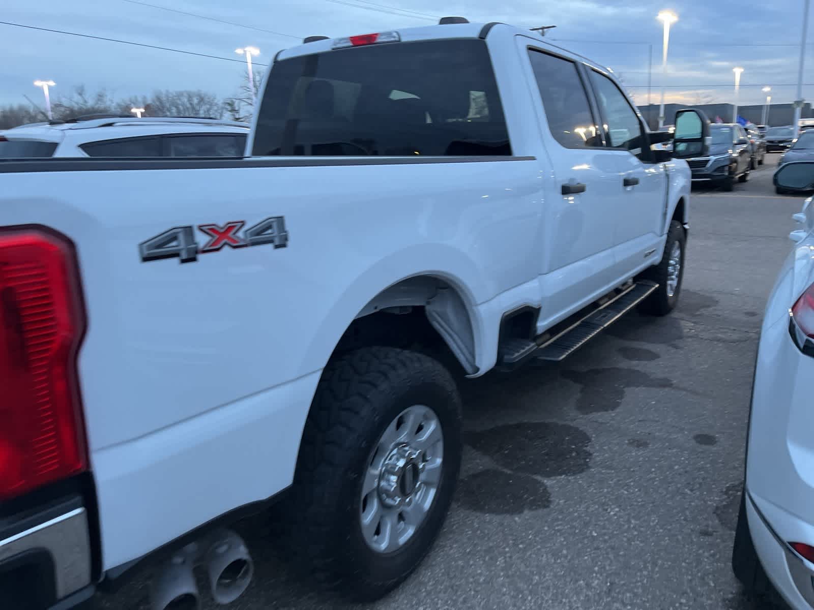 Thumbnail: 2024 Ford Econoline - 16