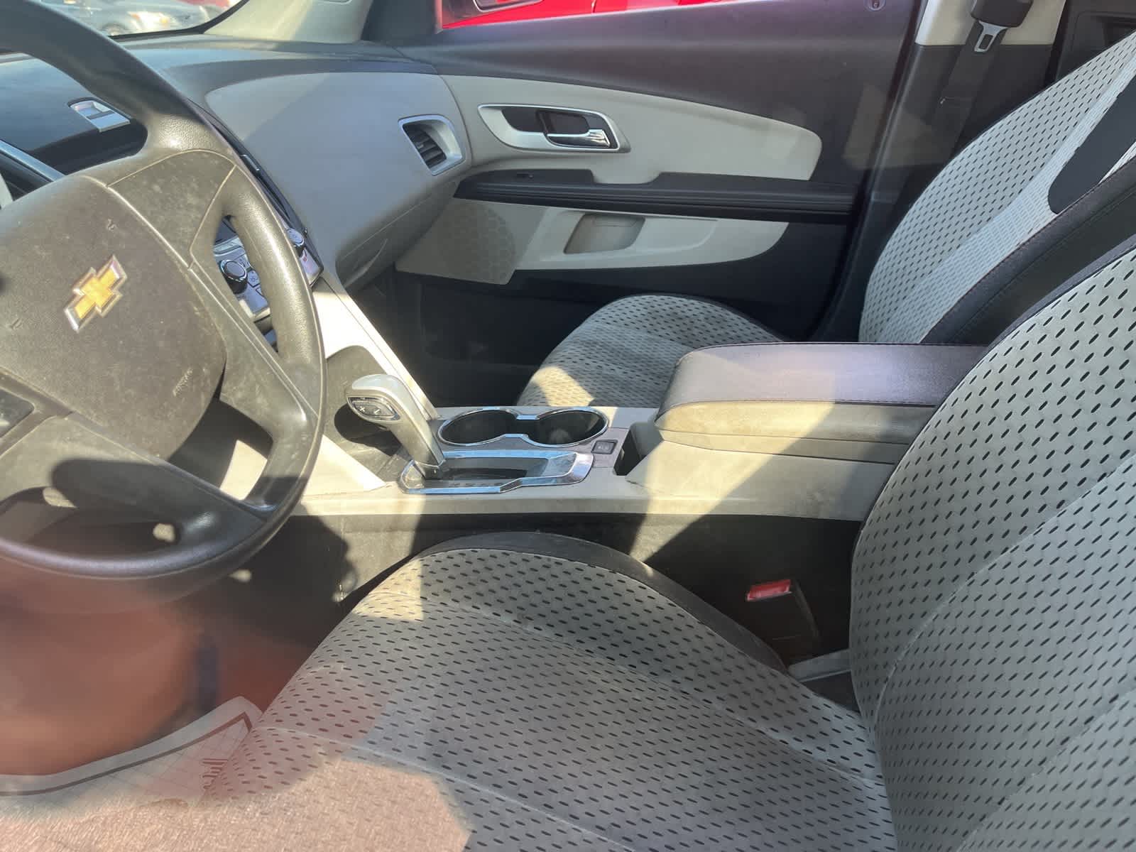 Thumbnail: 2011 Chevrolet Equinox - 26