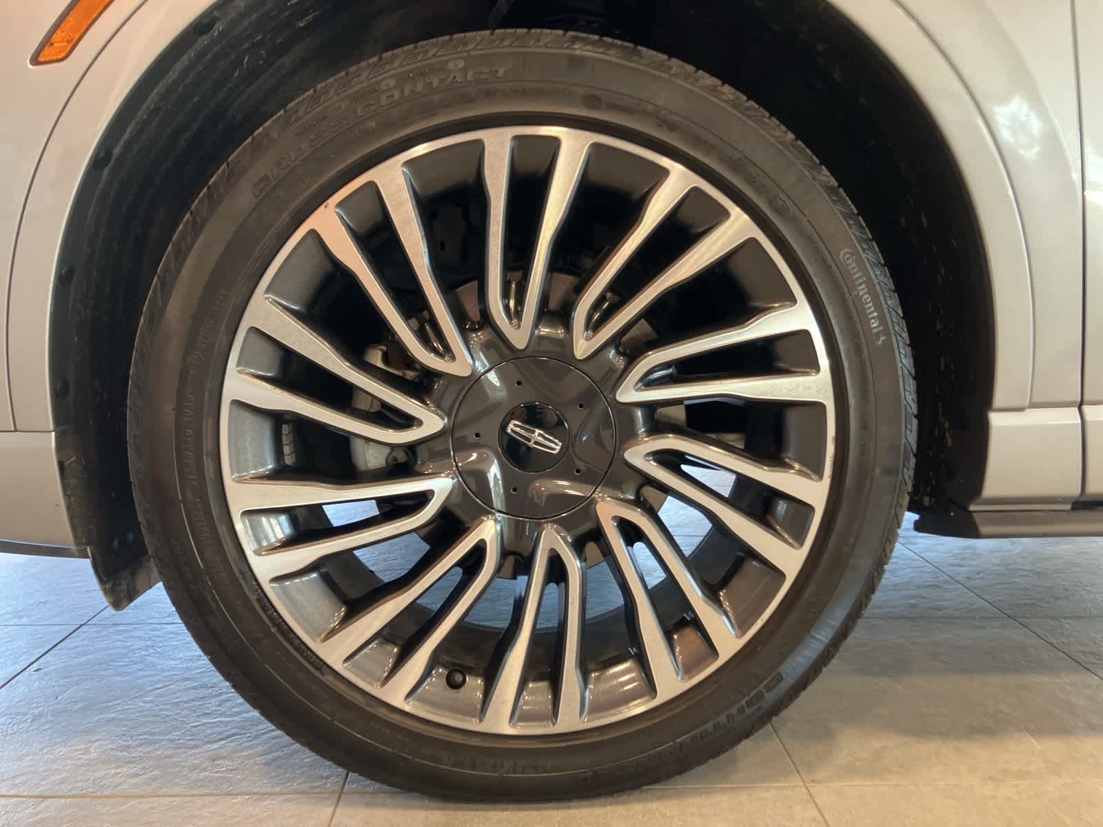 Thumbnail: 2022 Lincoln Corsair - 9