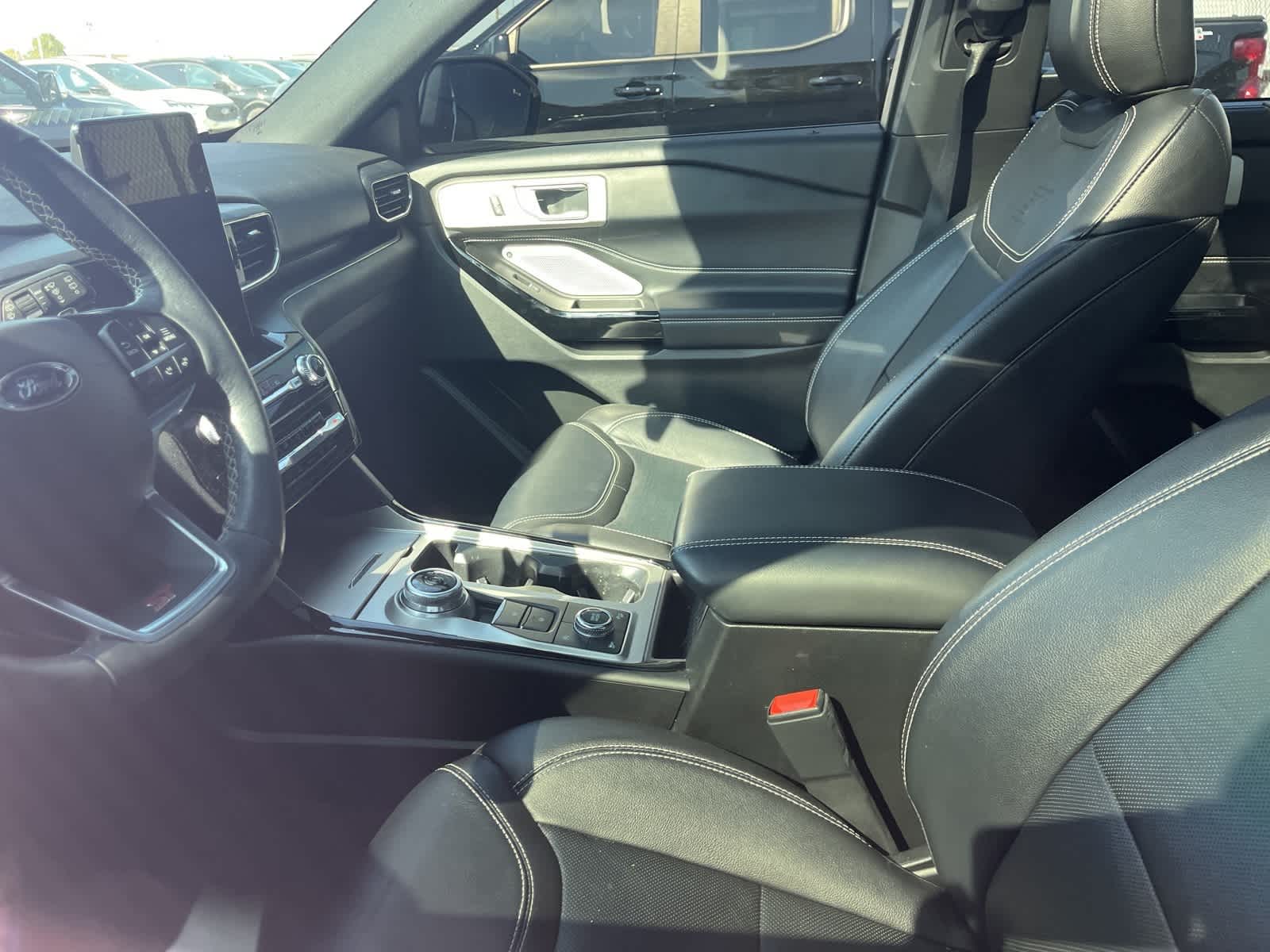 Thumbnail: 2023 Ford Explorer - 29