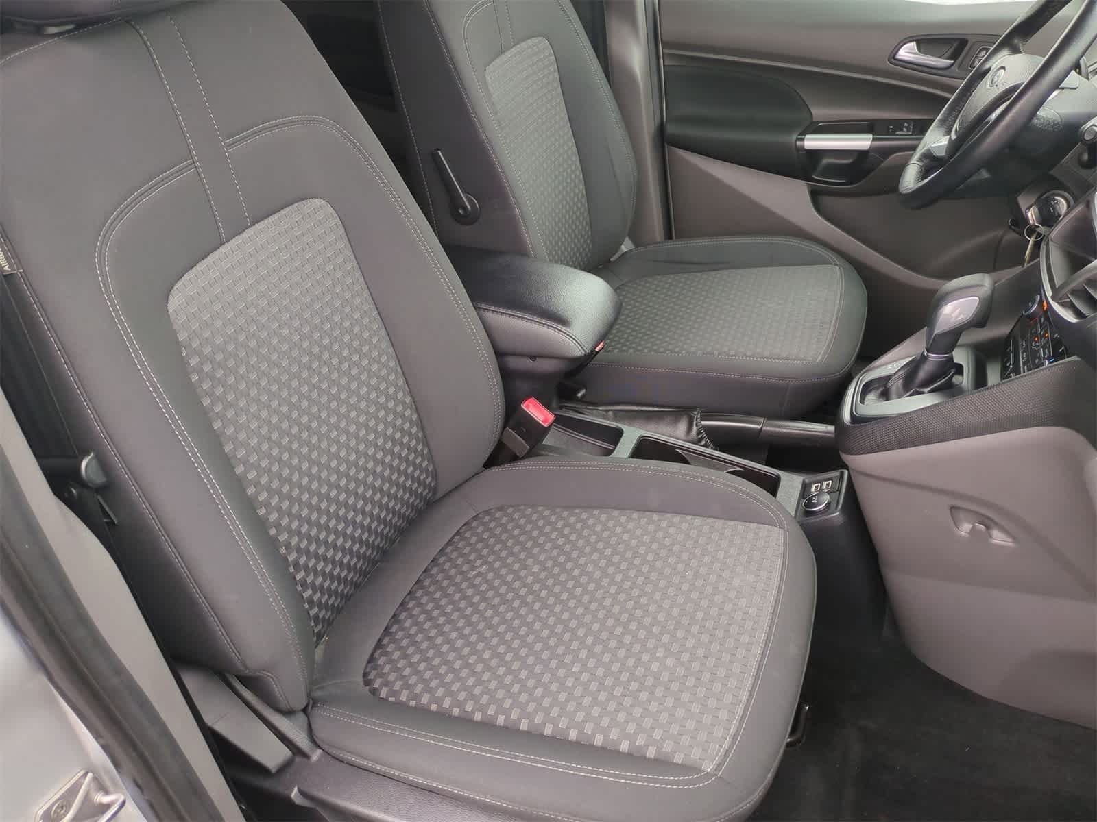 Thumbnail: 2019 Ford Transit Series - 21