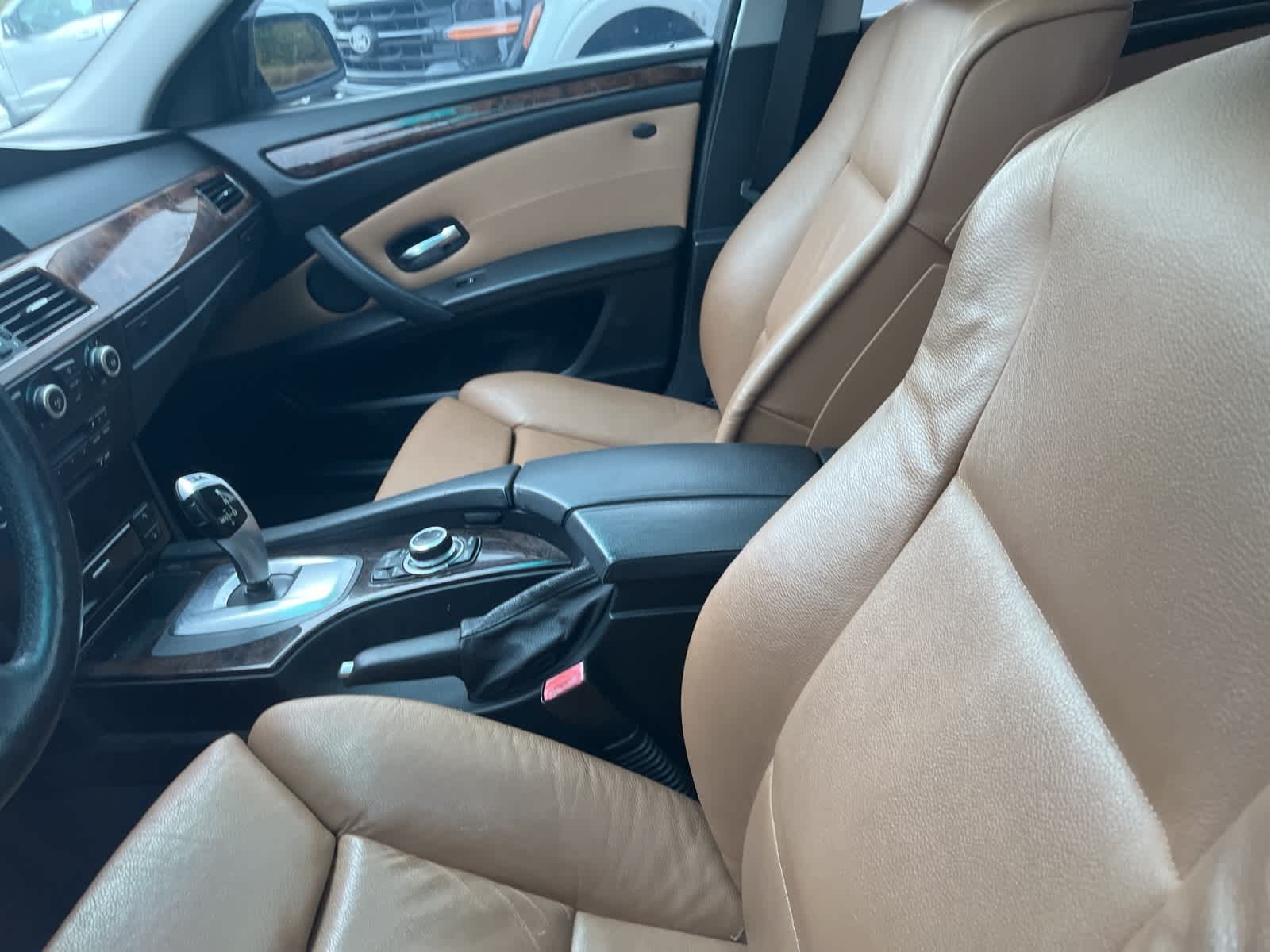 Thumbnail: 2009 BMW 5 Series - 26