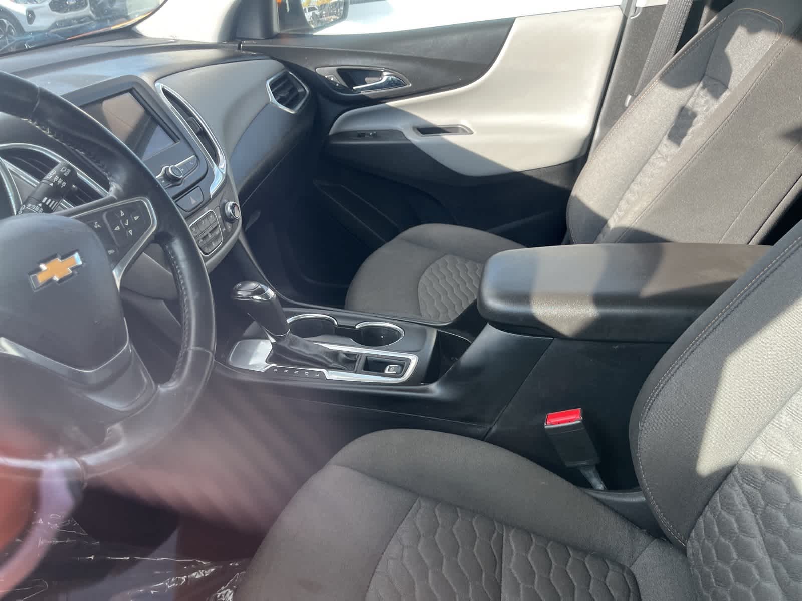 Thumbnail: 2019 Chevrolet Equinox - 26