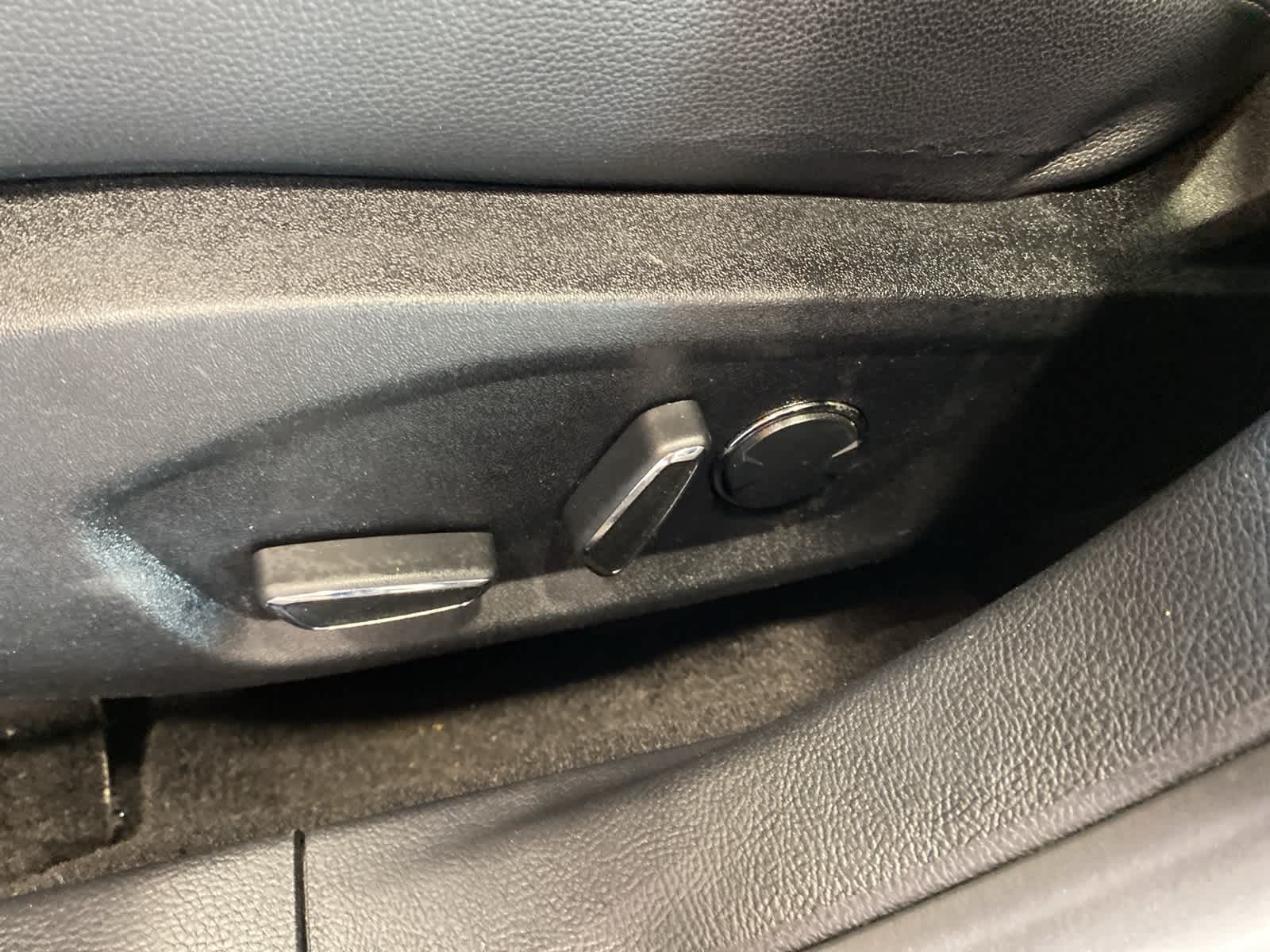 Thumbnail: 2018 Ford Fusion - 17