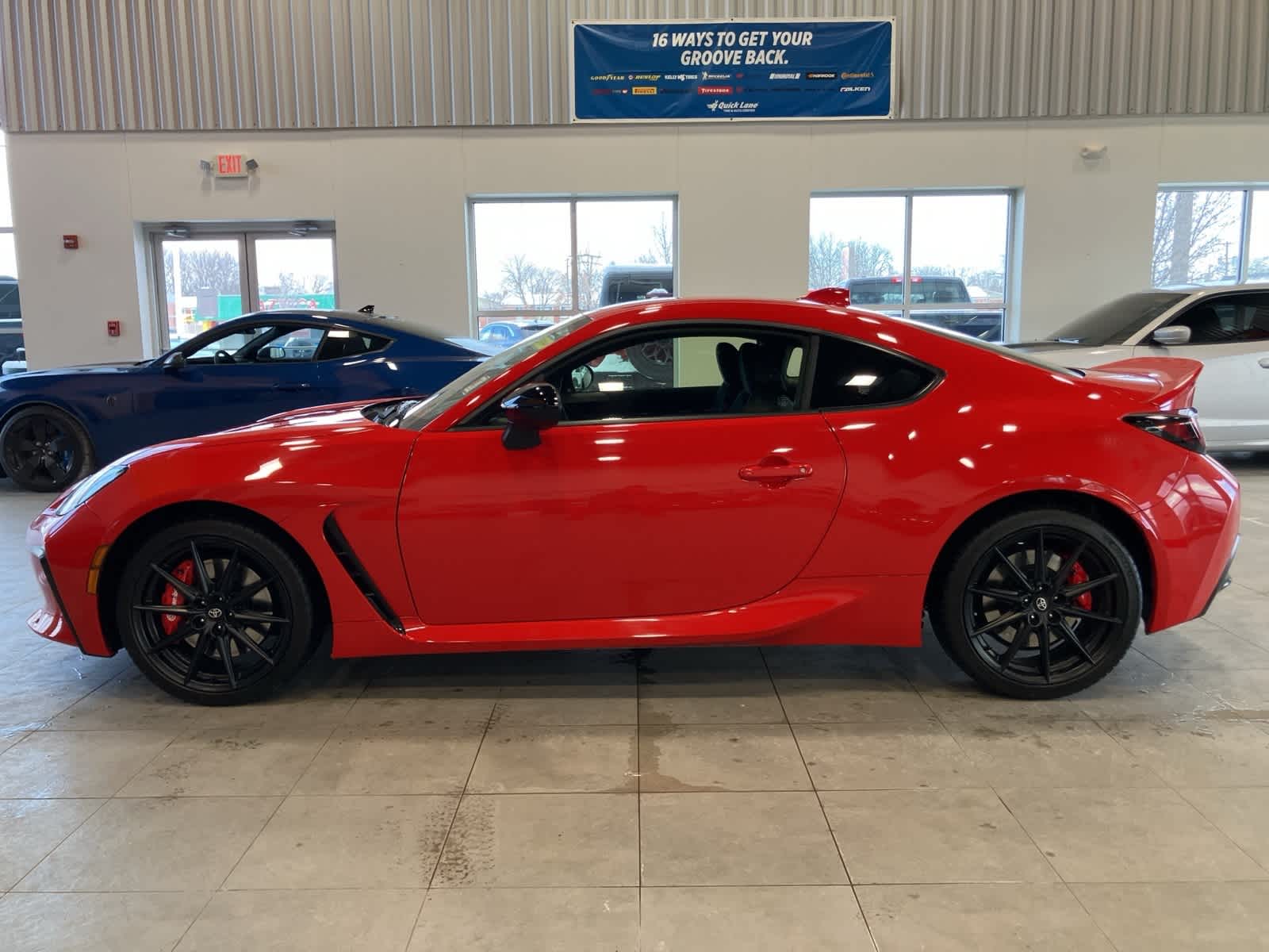 Thumbnail: 2025 Toyota GR86 - 8