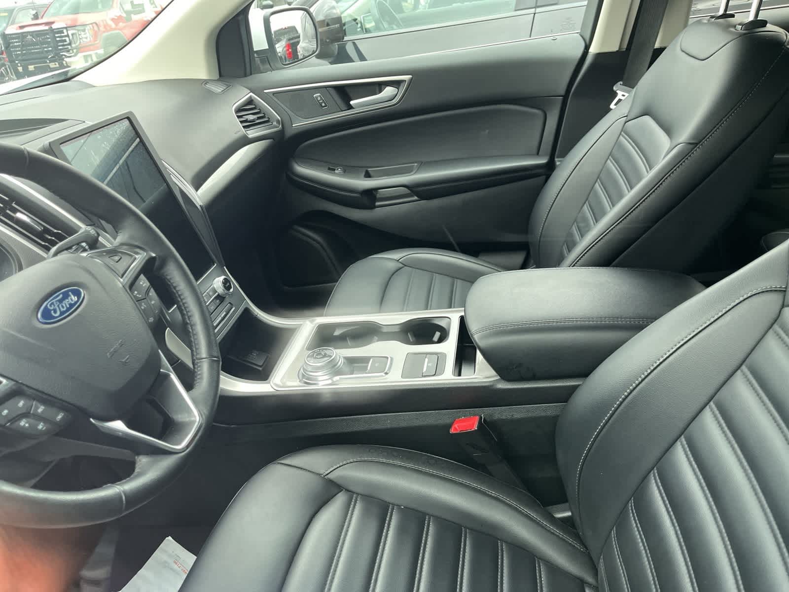 Thumbnail: 2024 Ford Edge - 24
