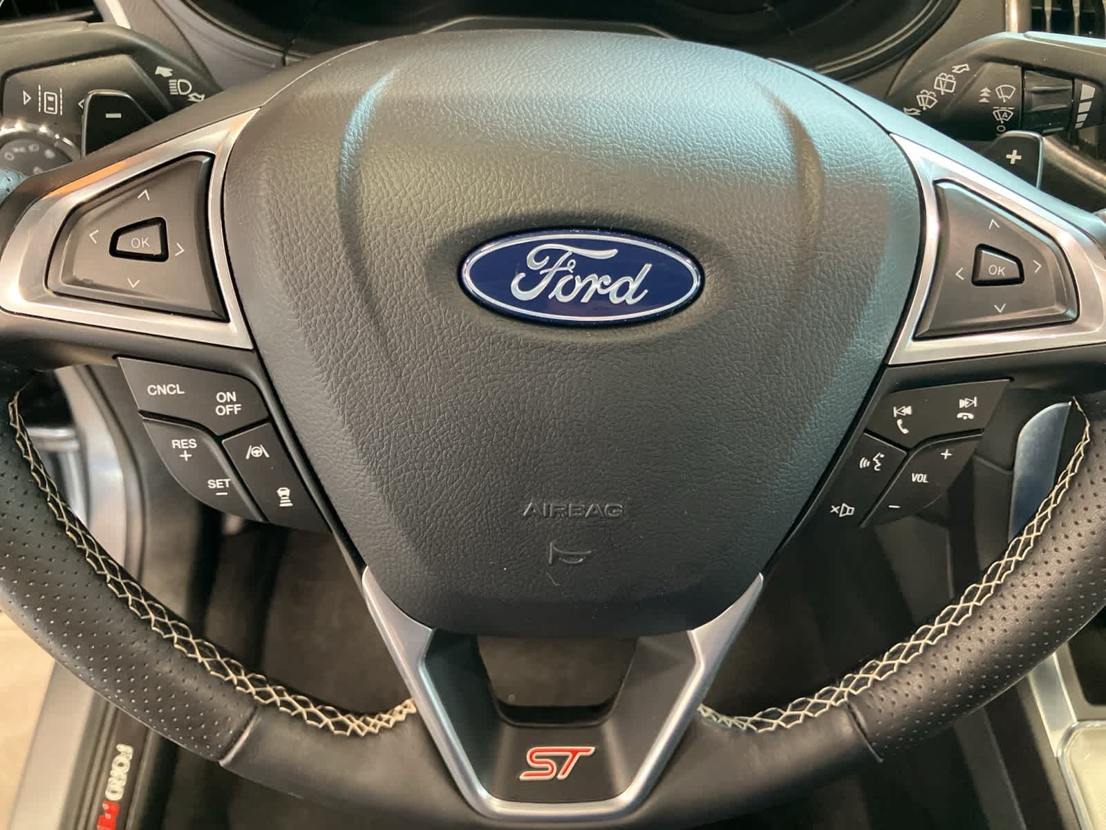 Thumbnail: 2024 Ford Edge - 16