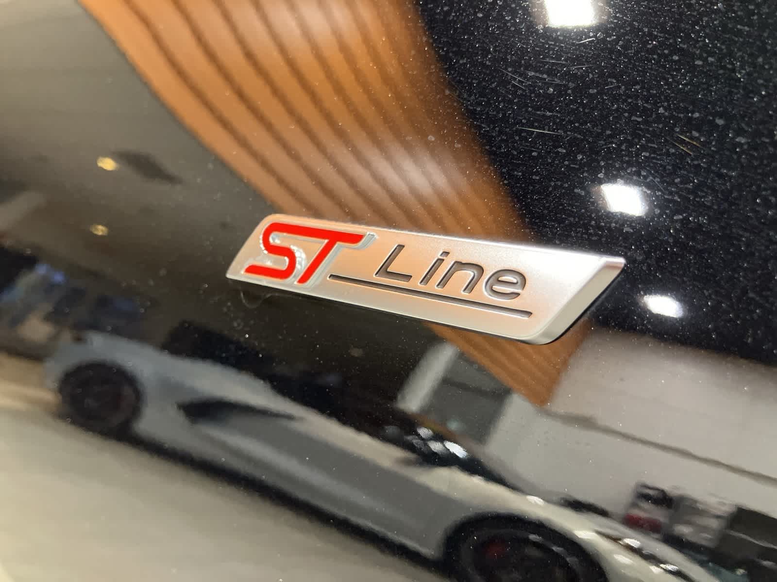 Thumbnail: 2023 Ford Escape - 10