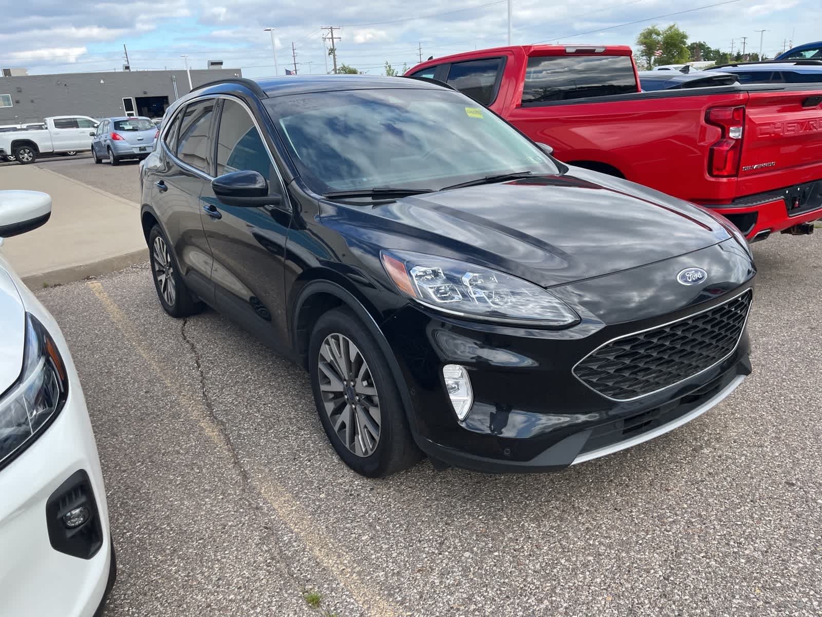 Thumbnail: 2021 Ford Escape - 19