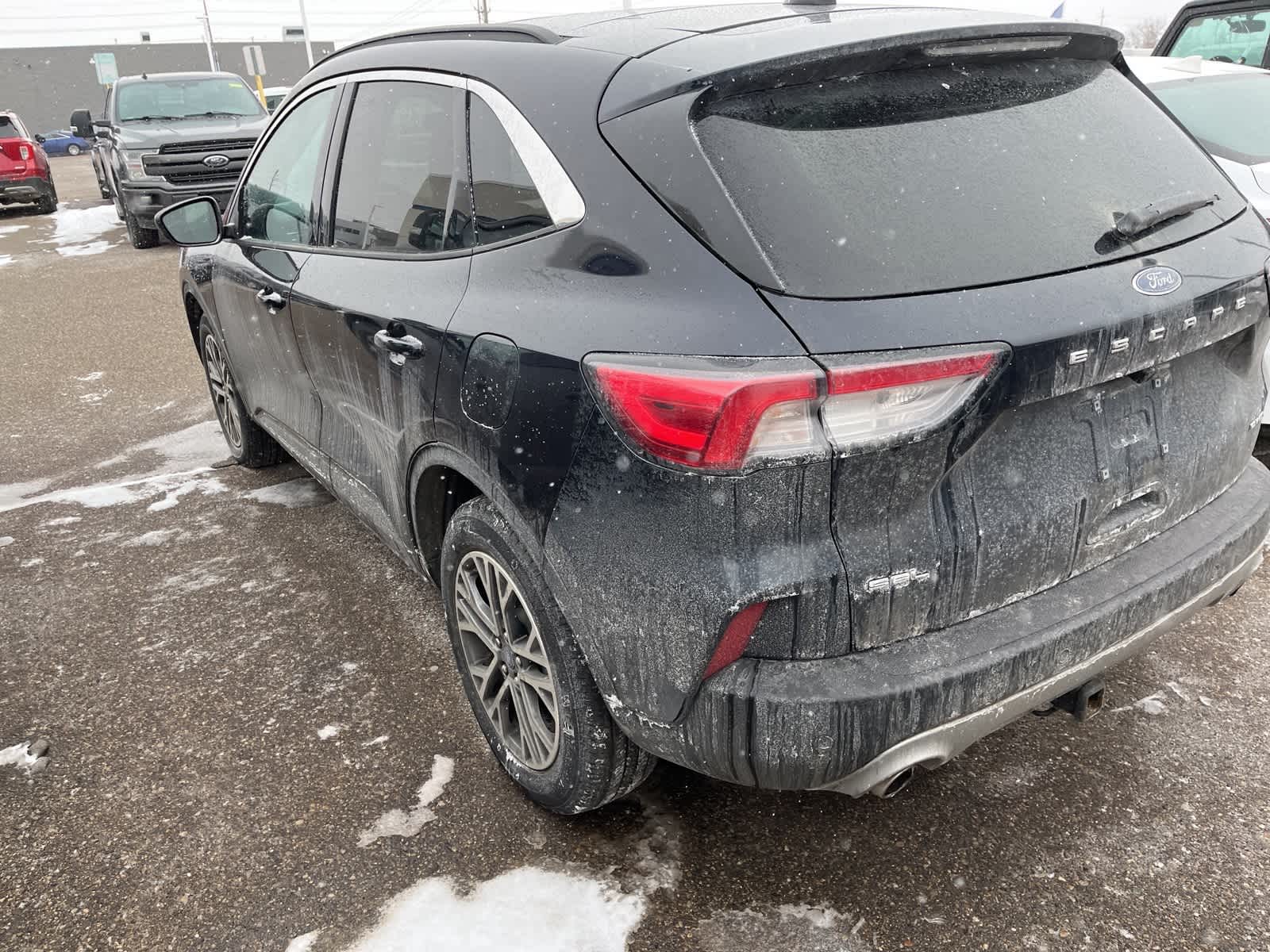 Thumbnail: 2021 Ford Escape - 8