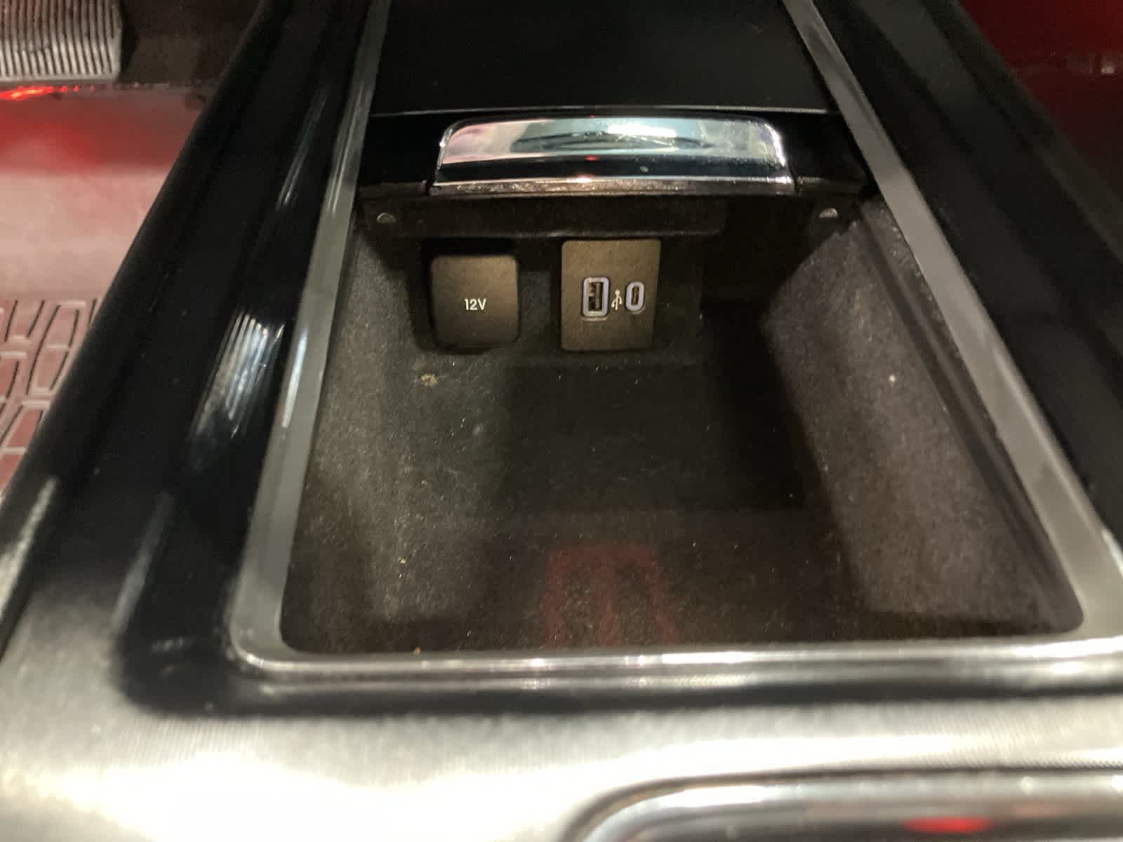 Thumbnail: 2022 Lincoln Corsair - 18