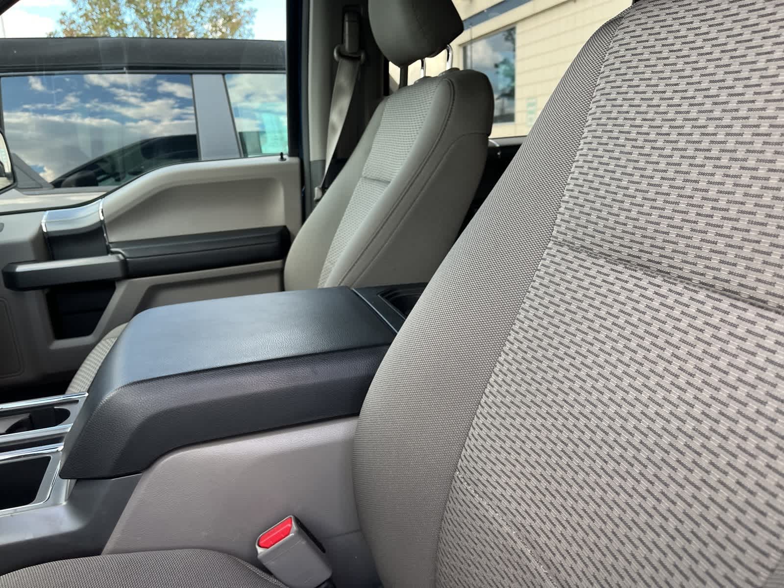 Thumbnail: 2015 Ford F-150 - 24